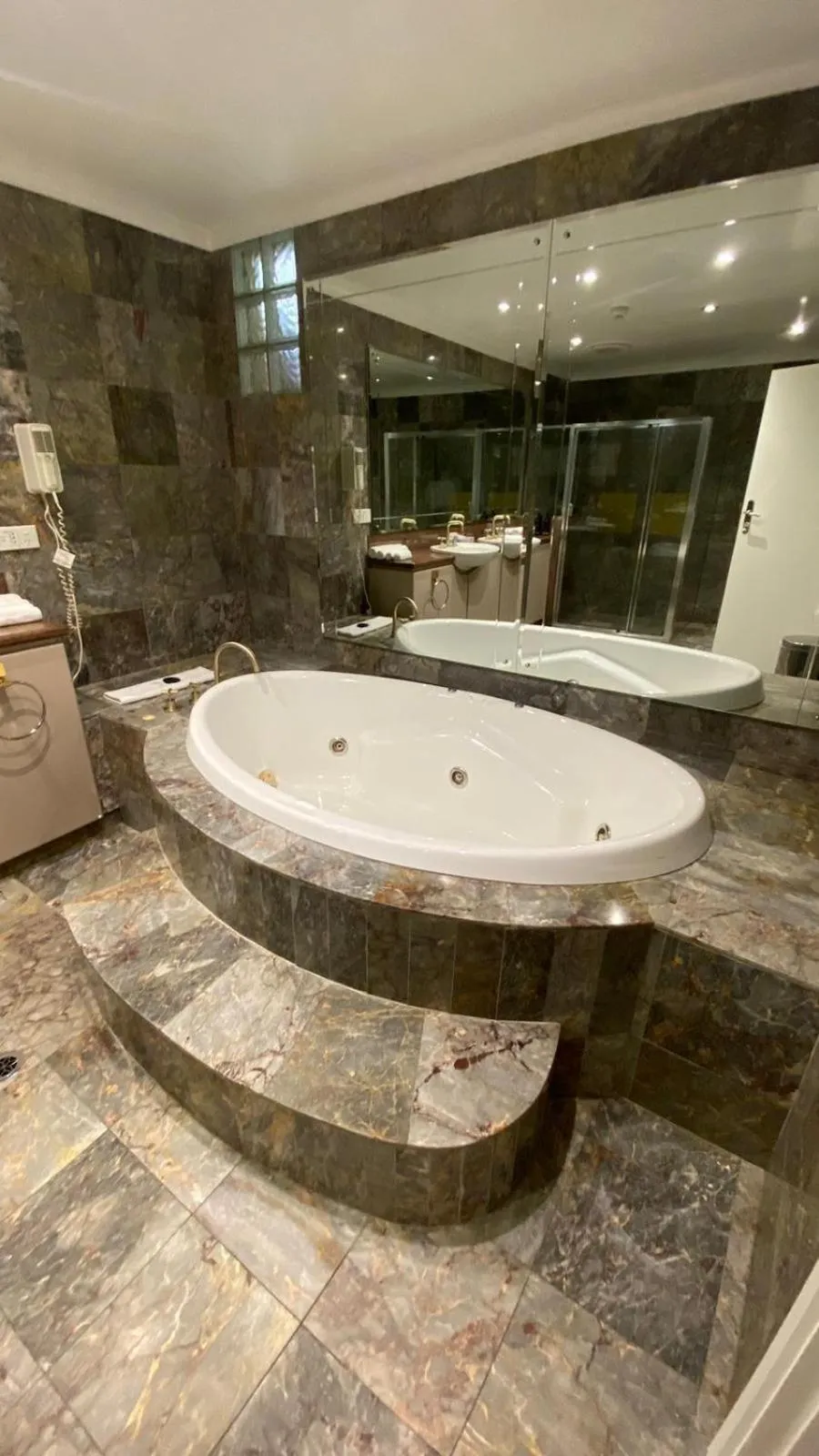 Quality Hotel Mildura Grand