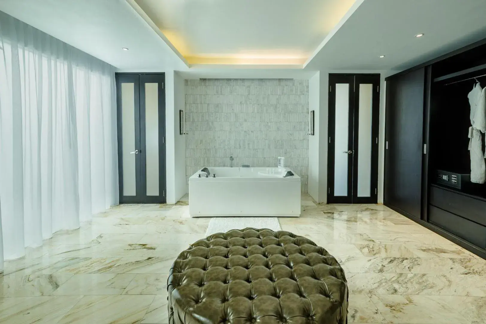 Premier Three-Bedroom Villa in Montigo Resorts Nongsa Premier Three-Bedroom Villa in Montigo Resorts Nongsa