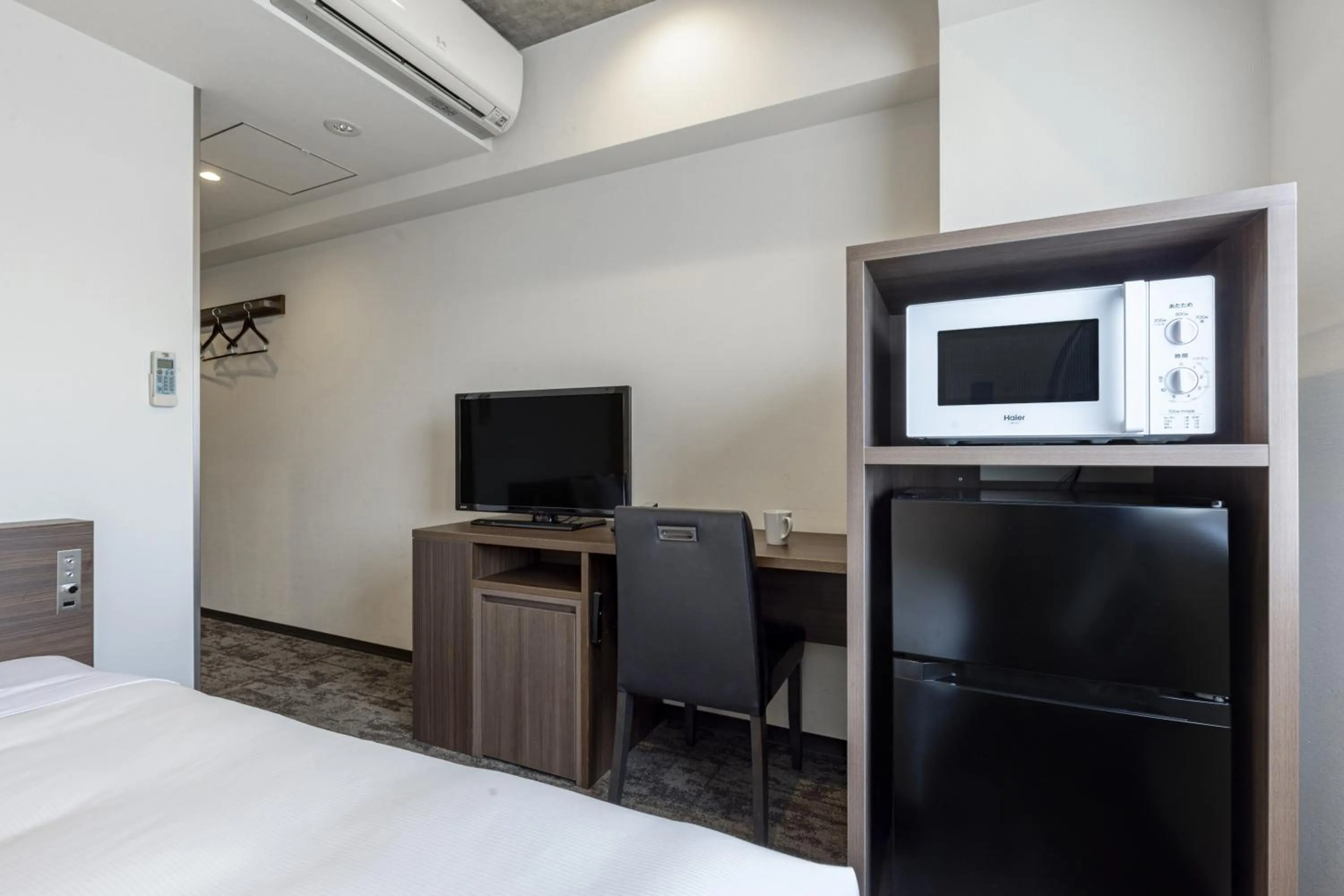 Photo of the whole room, Bed in Tokyu Stay Suidobashi