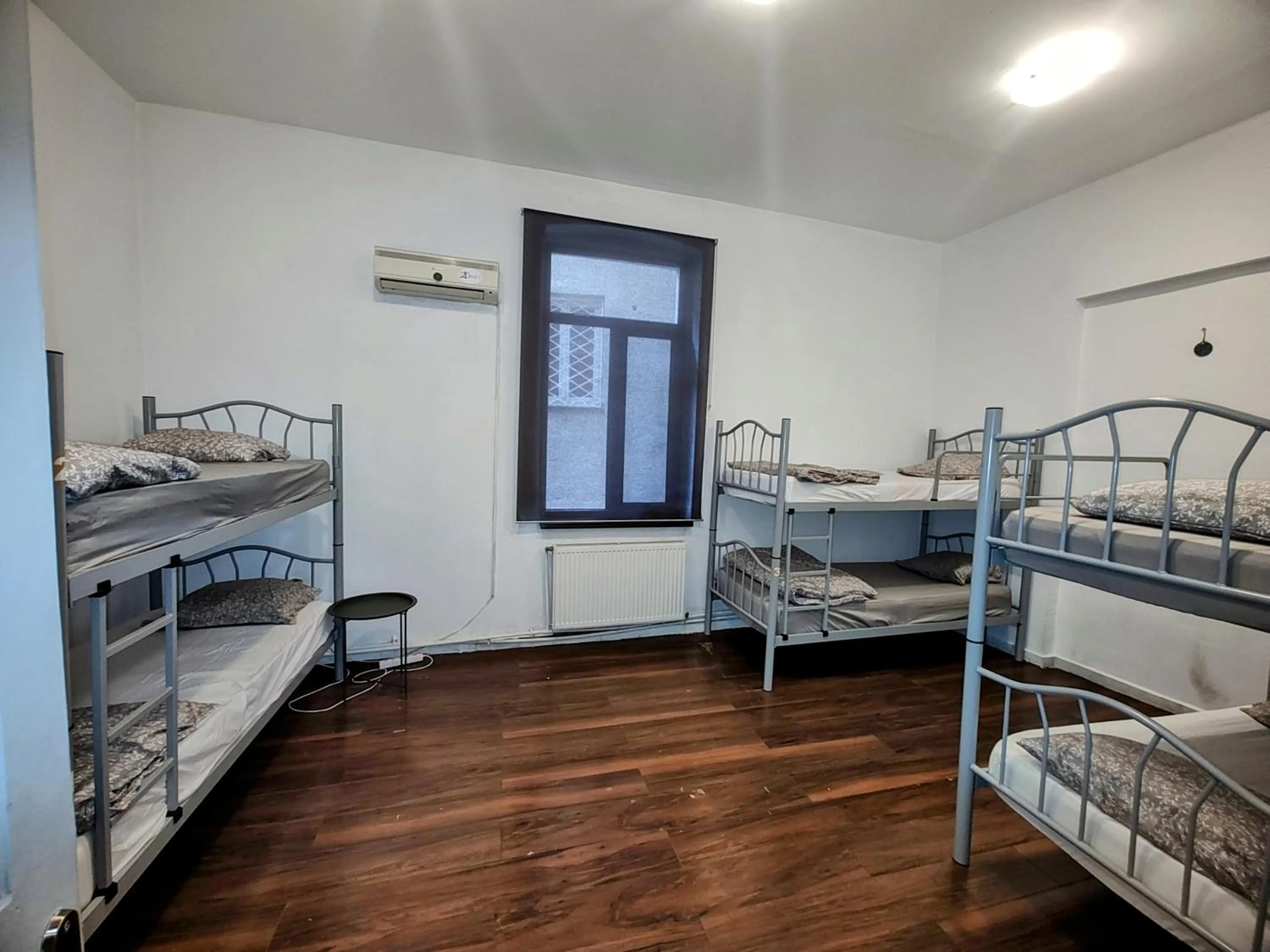 Photo of the whole room, Bed in Antique Hostel