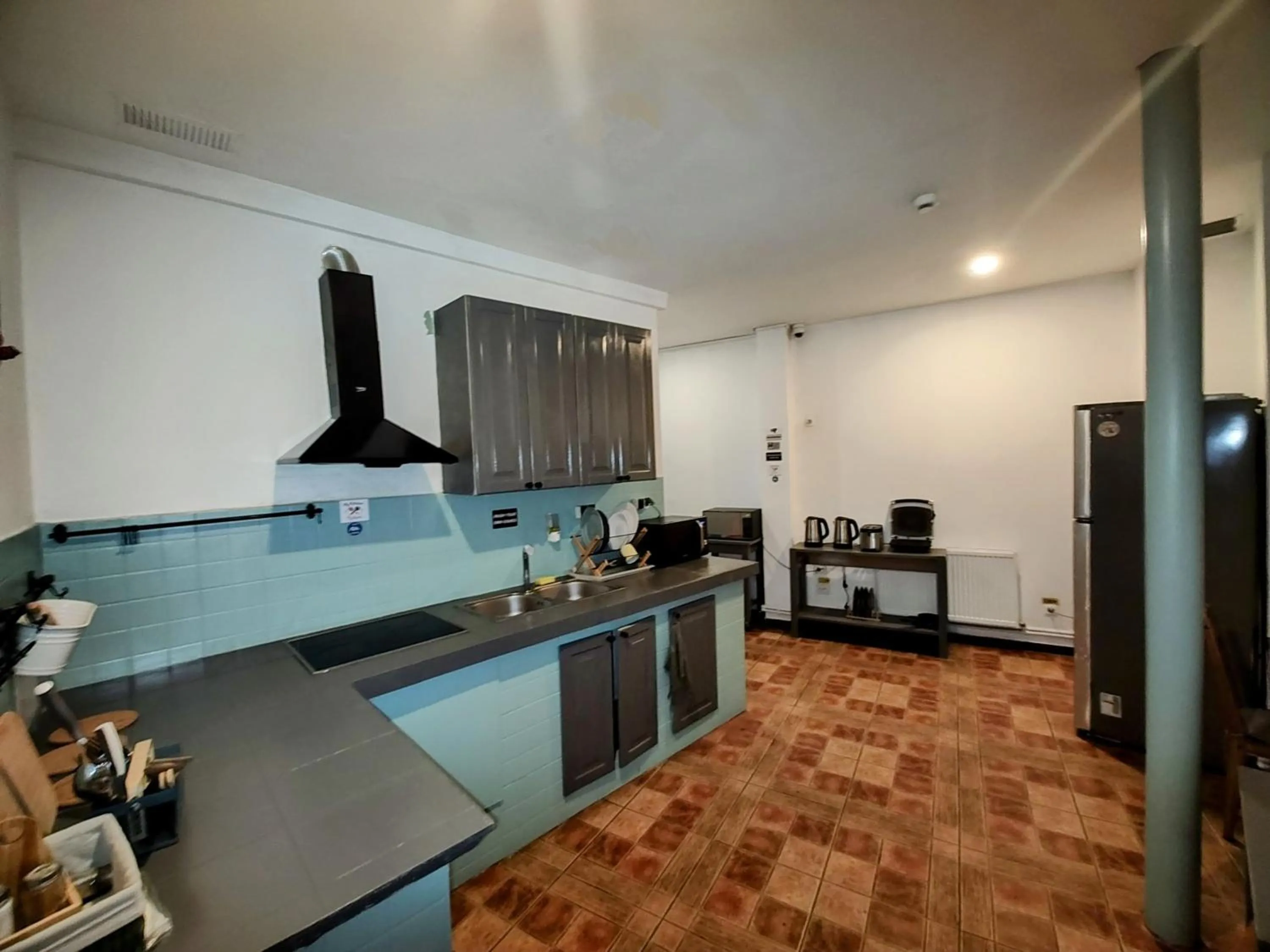 Kitchen or kitchenette in Antique Hostel