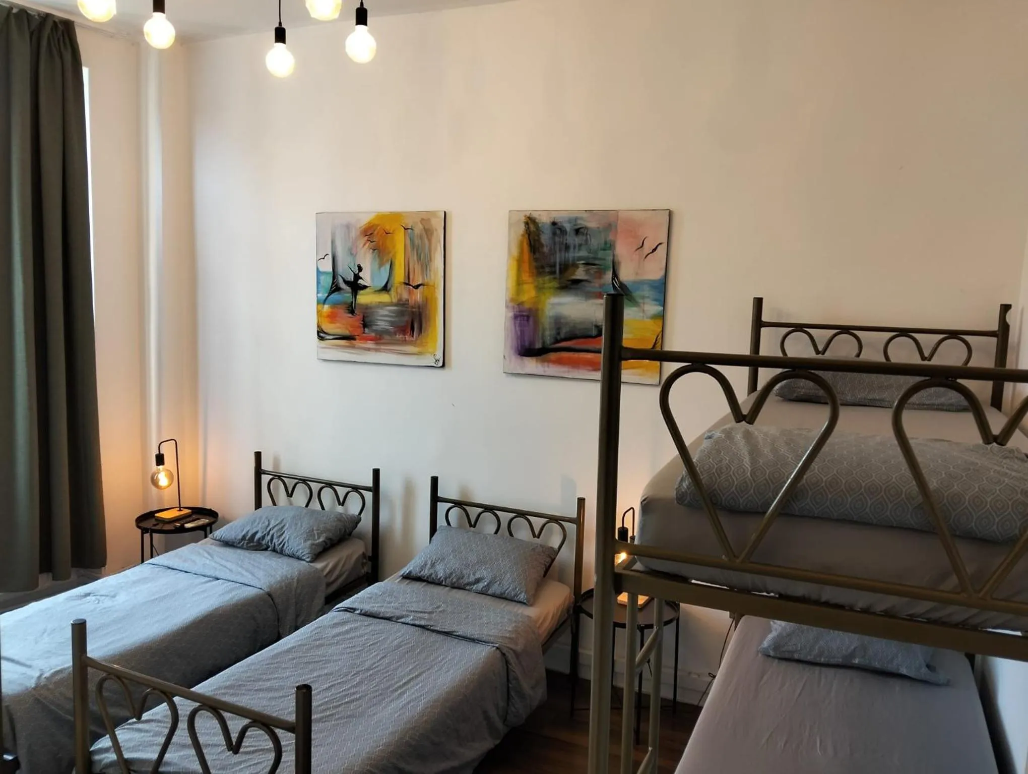 Photo of the whole room, Bed in Antique Hostel