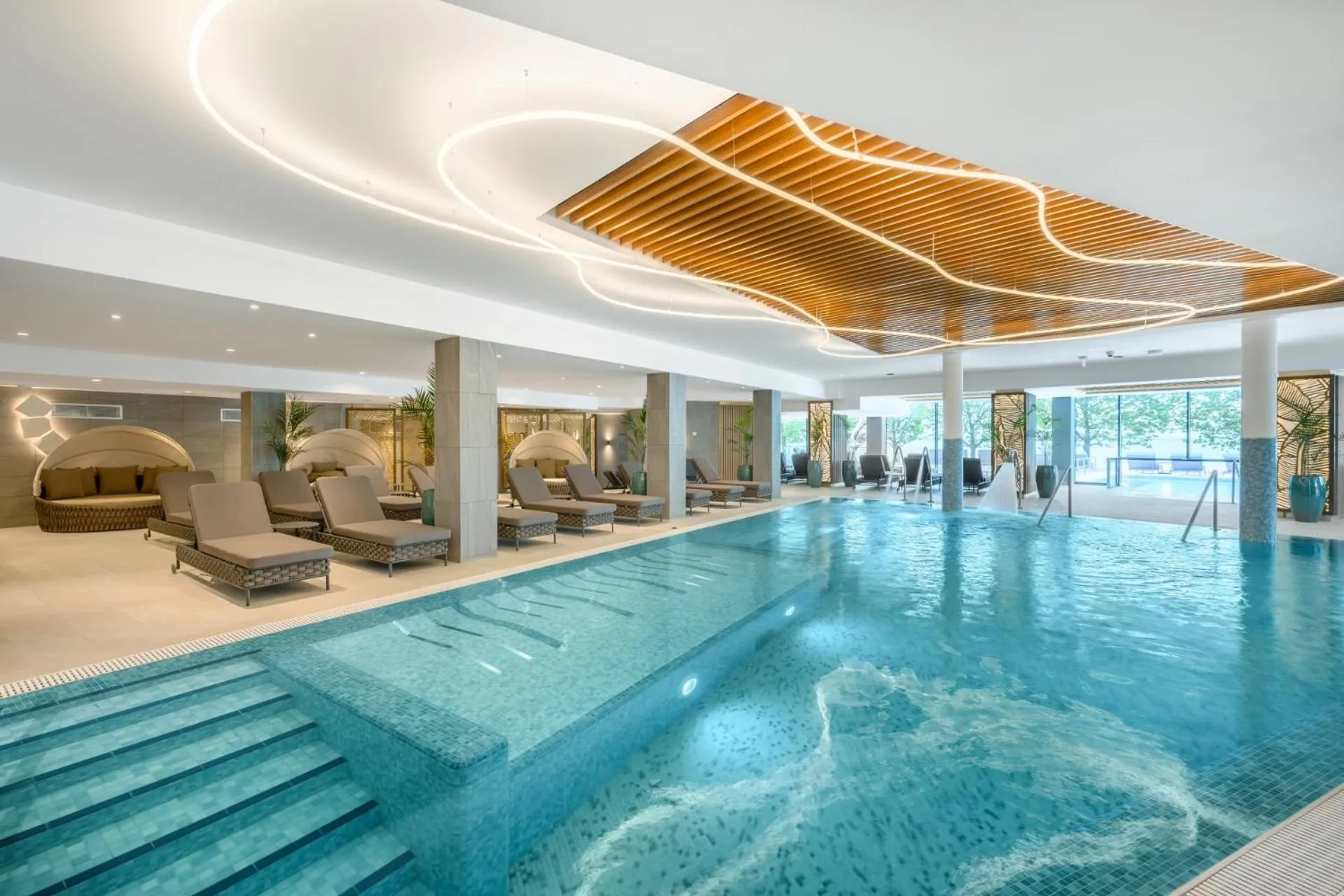 Swimming pool in Kenese Bay Garden Resort & Conference