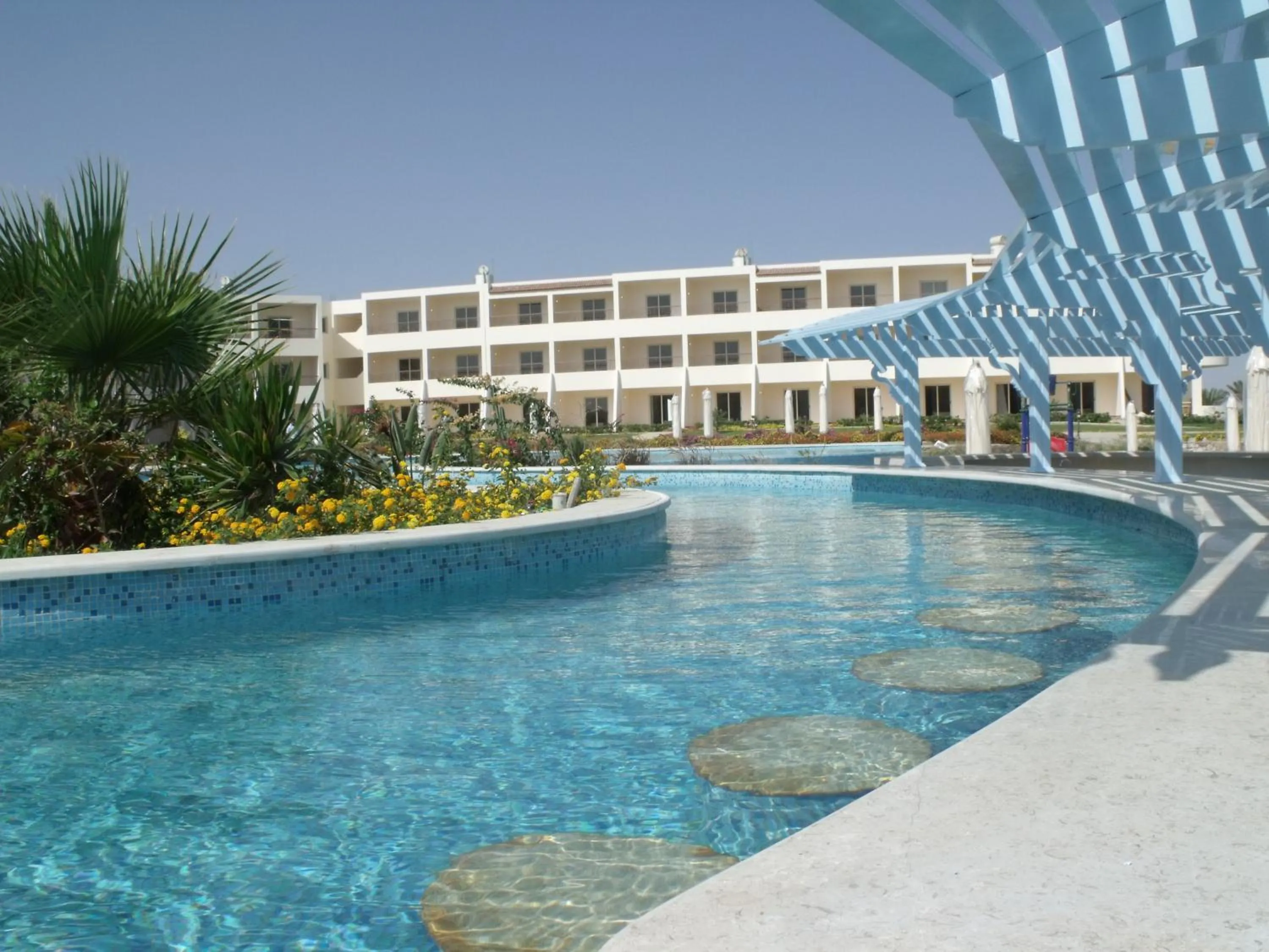 Swimming pool in Royal Brayka Beach Resort