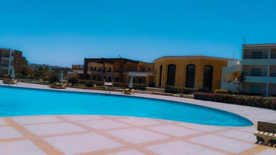 Royal Brayka Beach Resort