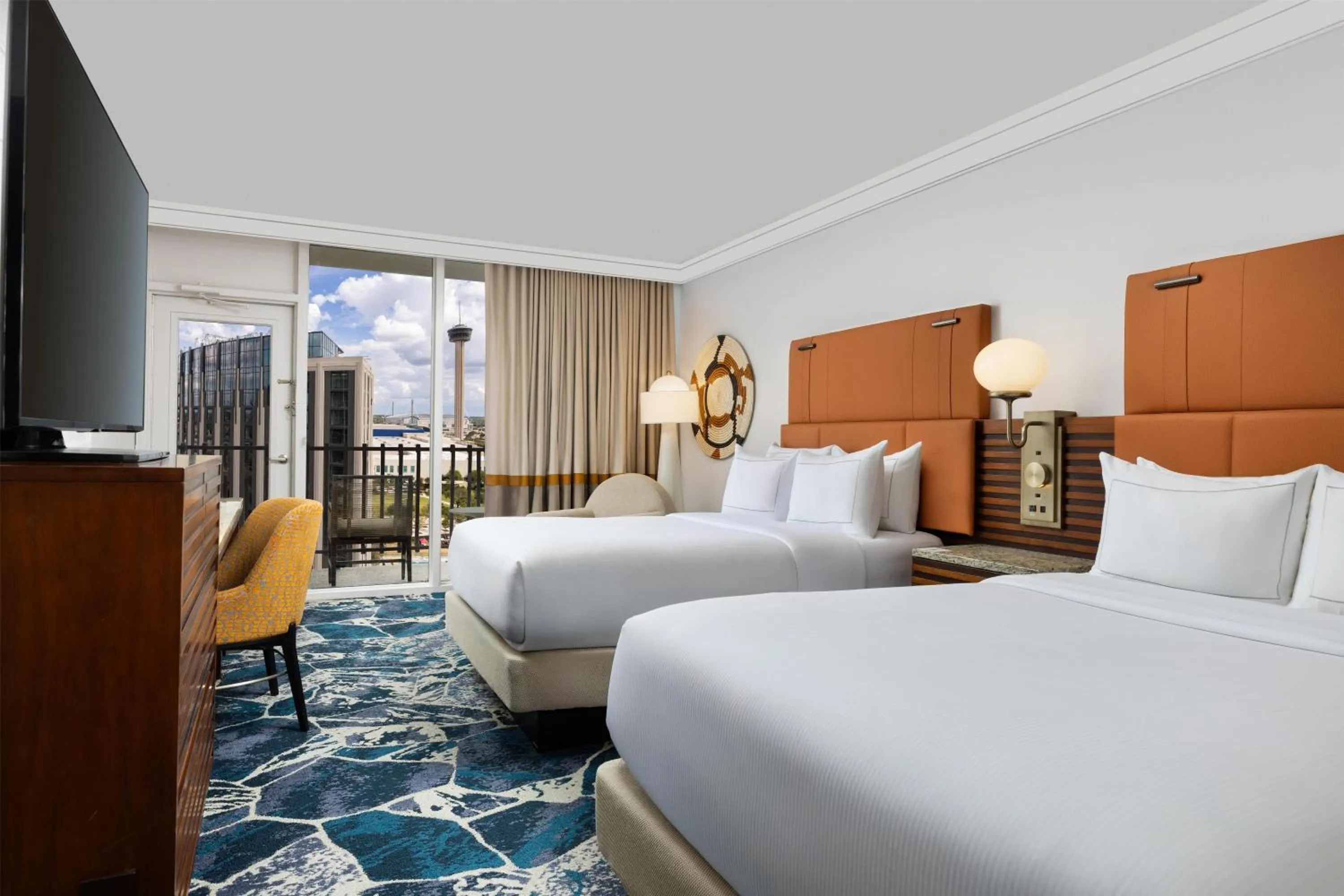 Bed in Hilton Palacio del Rio