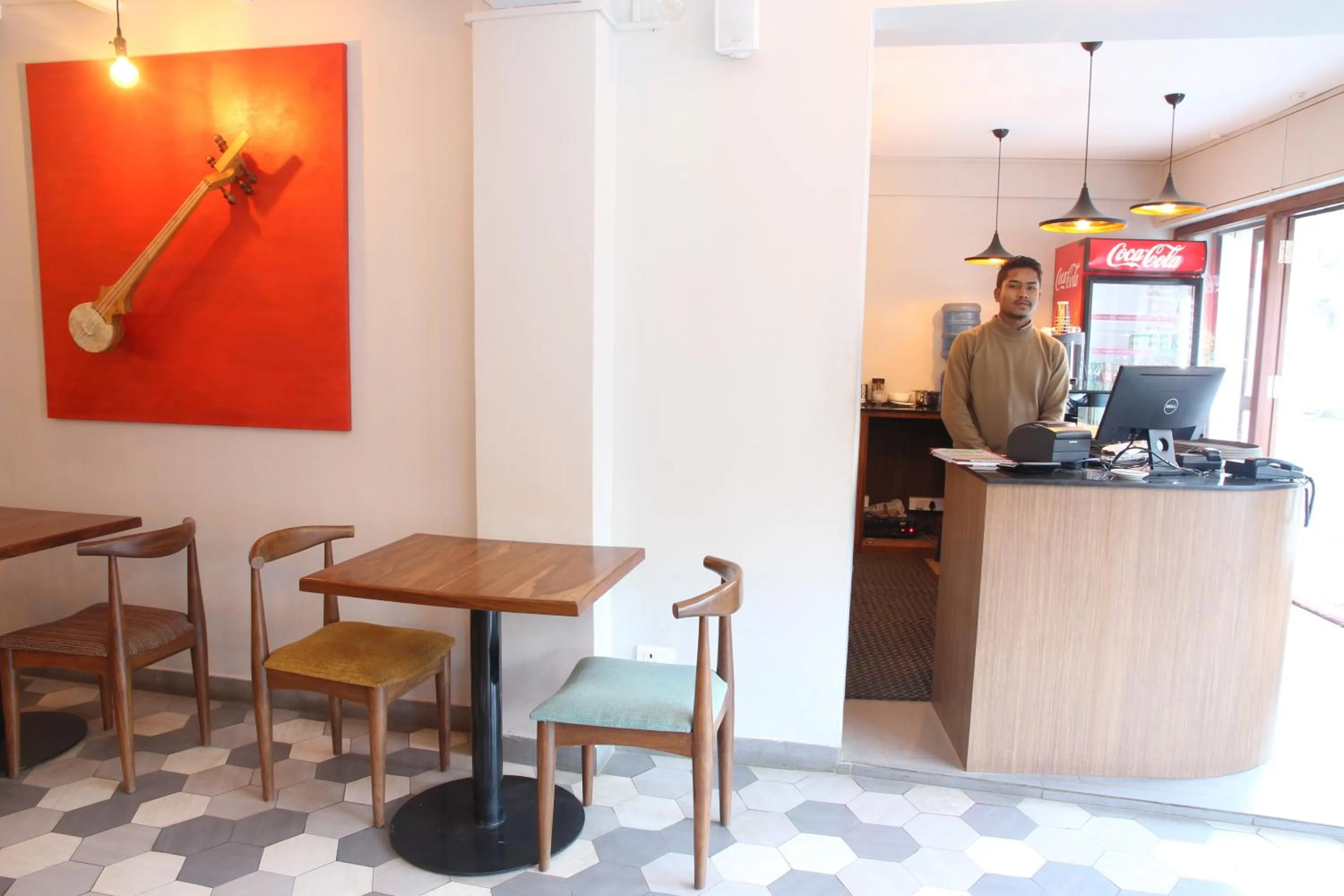 Restaurant/places to eat in Potala Guest House