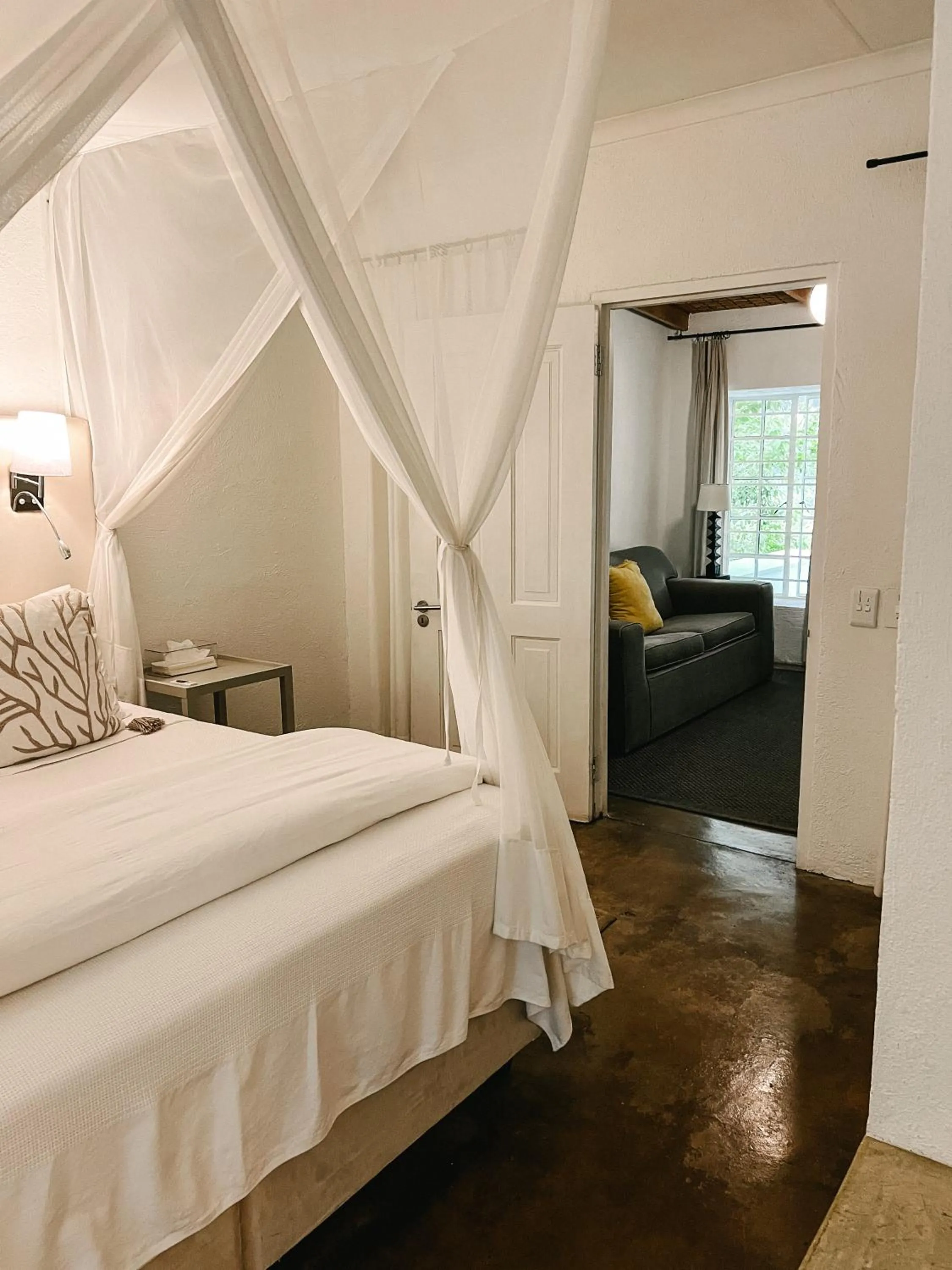 Bedroom, Bed in Ashbourne Country Escape Hazyview