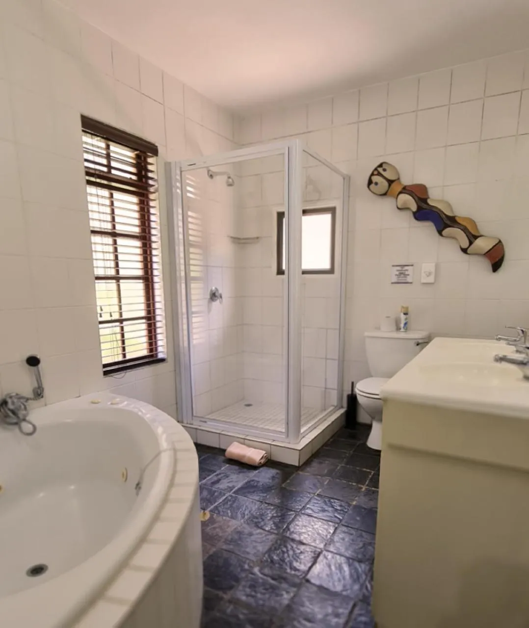 Bathroom in Klein Bosveld Guest House