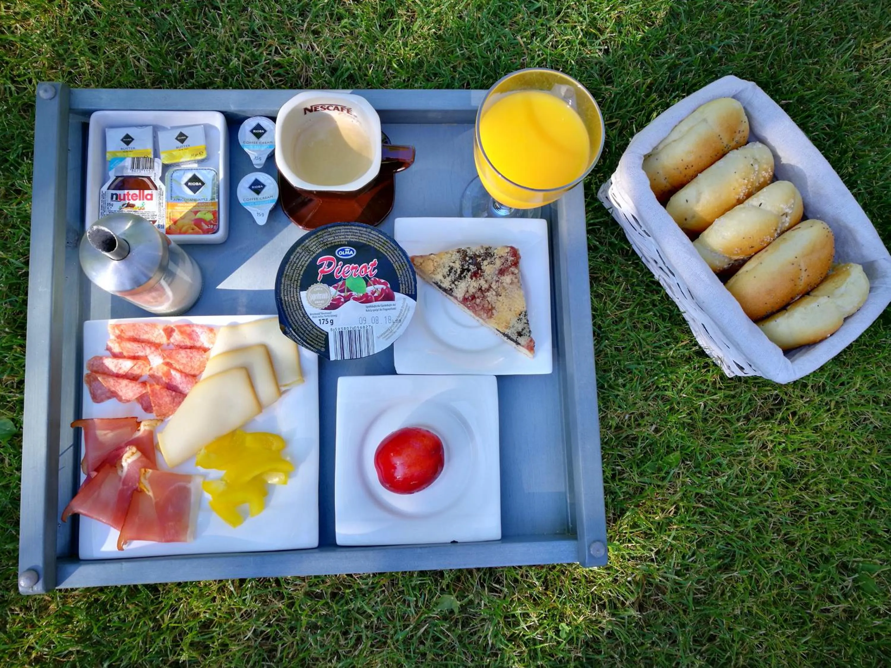 Continental breakfast in Apartmá SunGarden Liberec