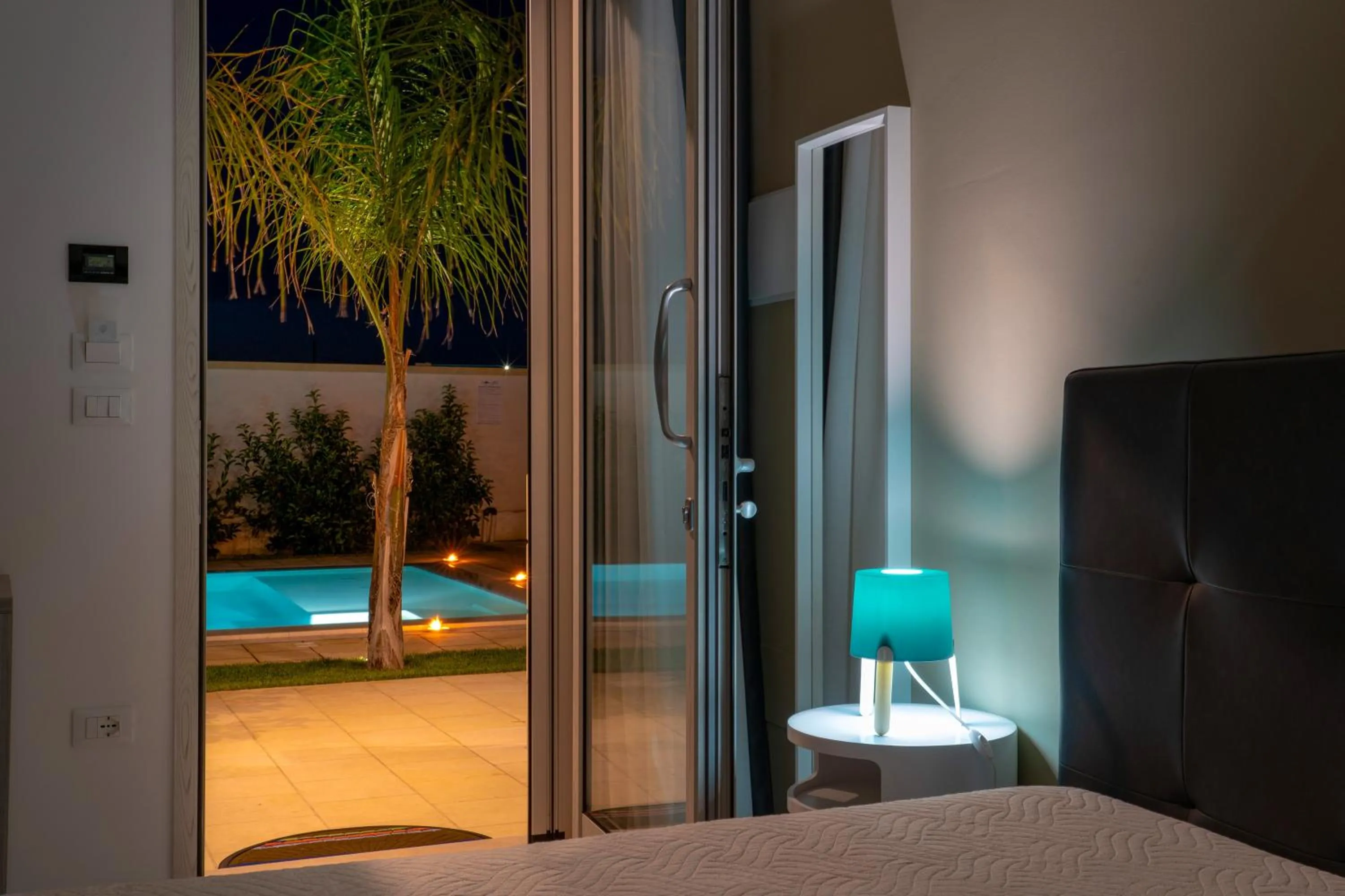 Pool view, Bed in Le Murge Del Salento Hotel b&b Depandance