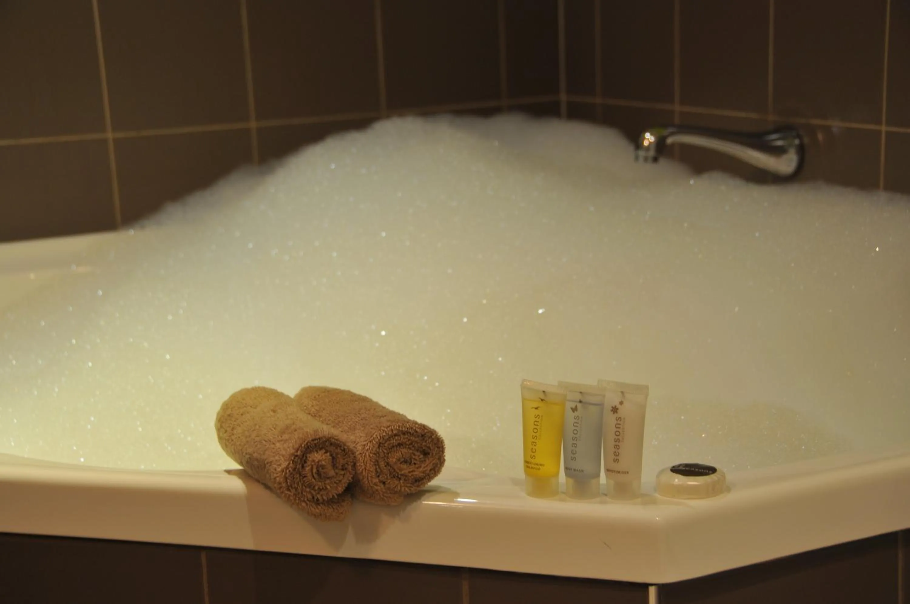 Hot Tub in Park View Motor Lodge