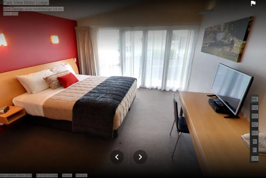 Bed in Park View Motor Lodge