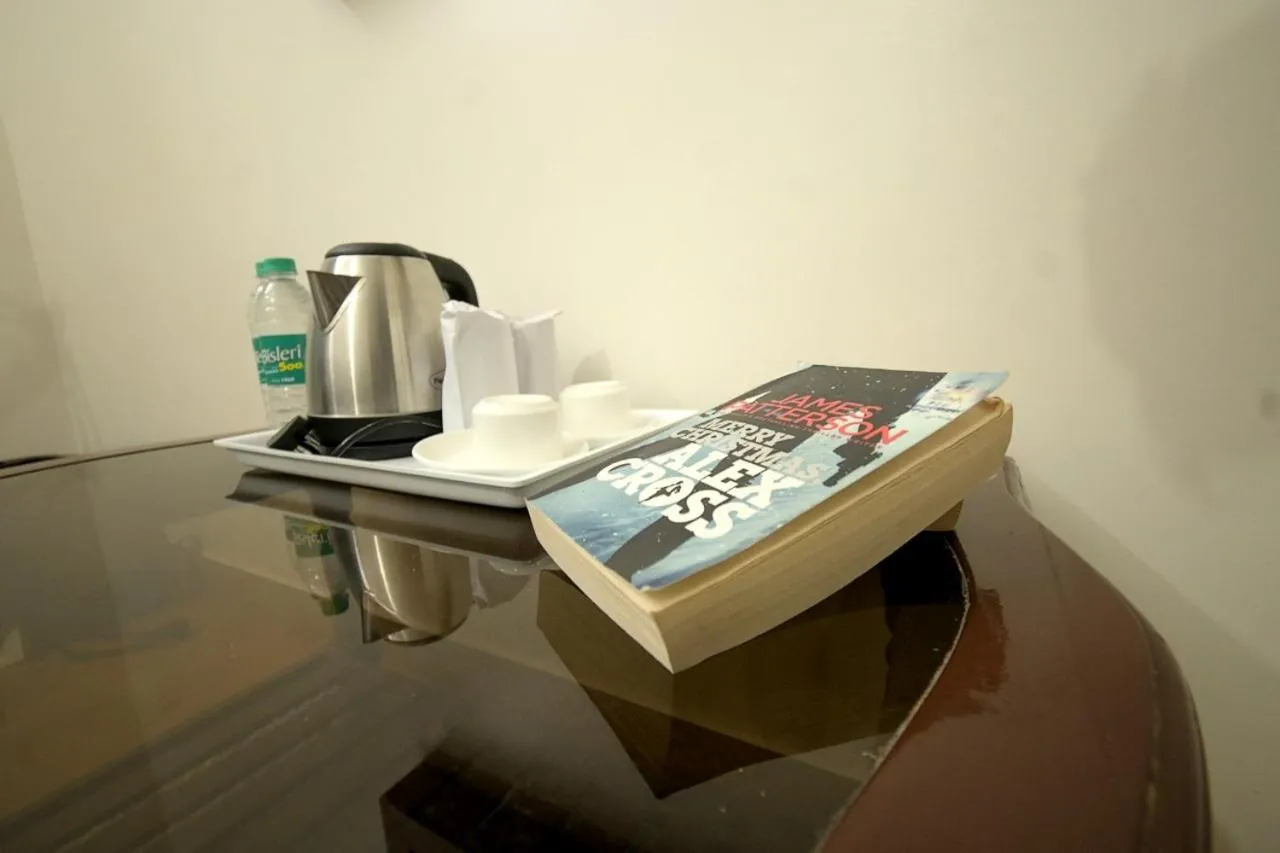 Coffee/tea facilities in Hotel Sanjay Villas