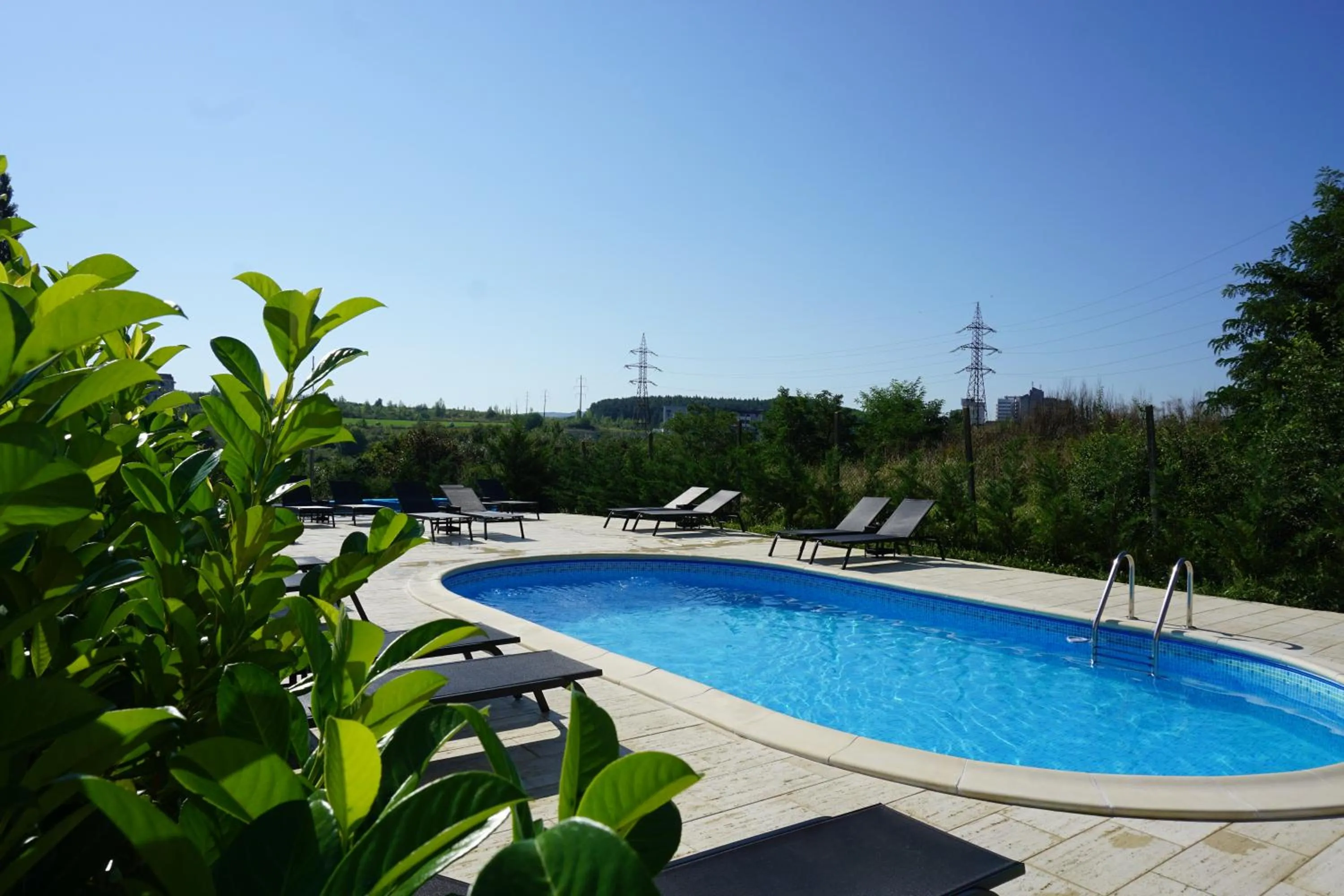 Swimming pool in Vila Carlos