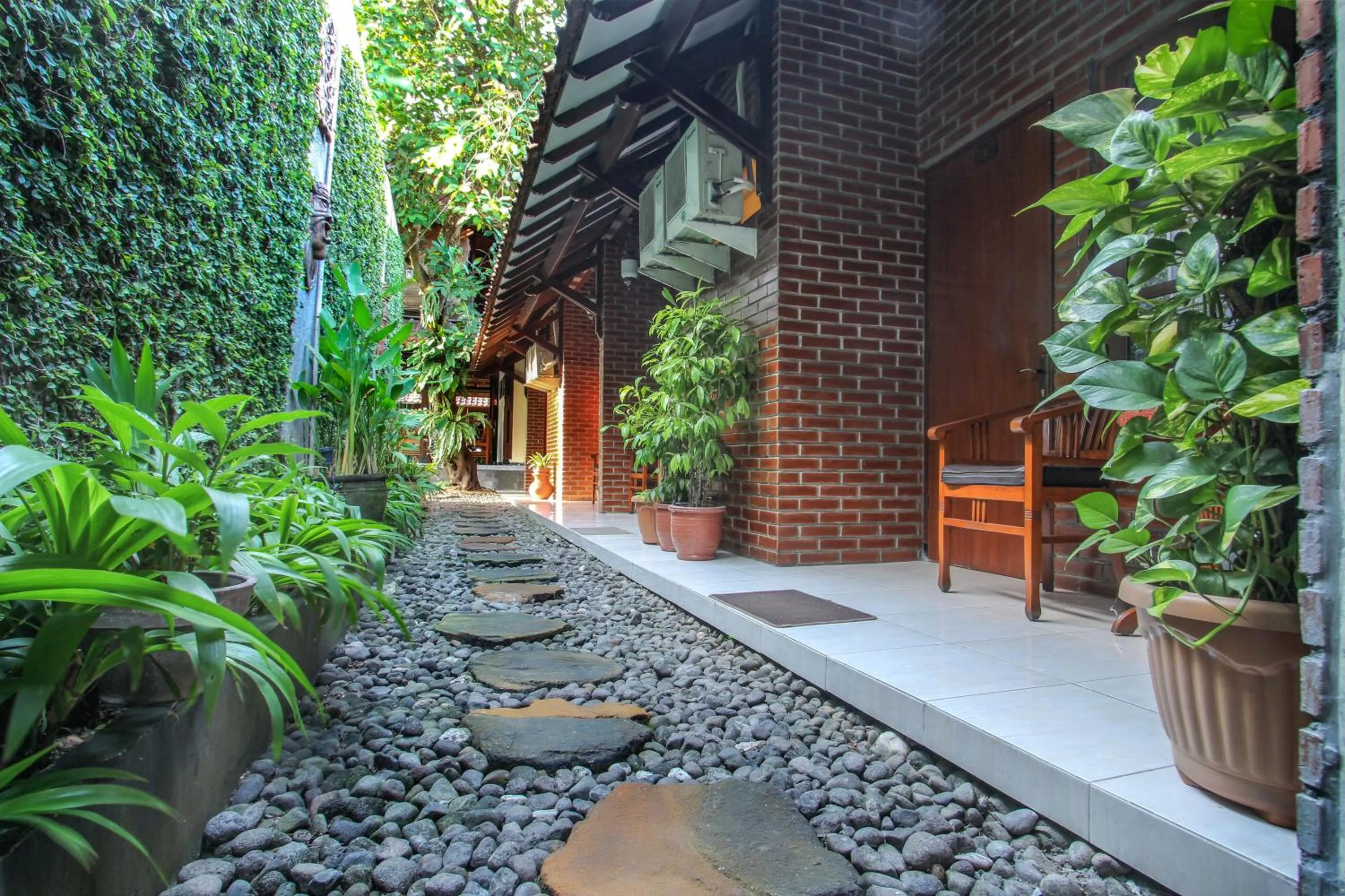 Garden in Delta Homestay