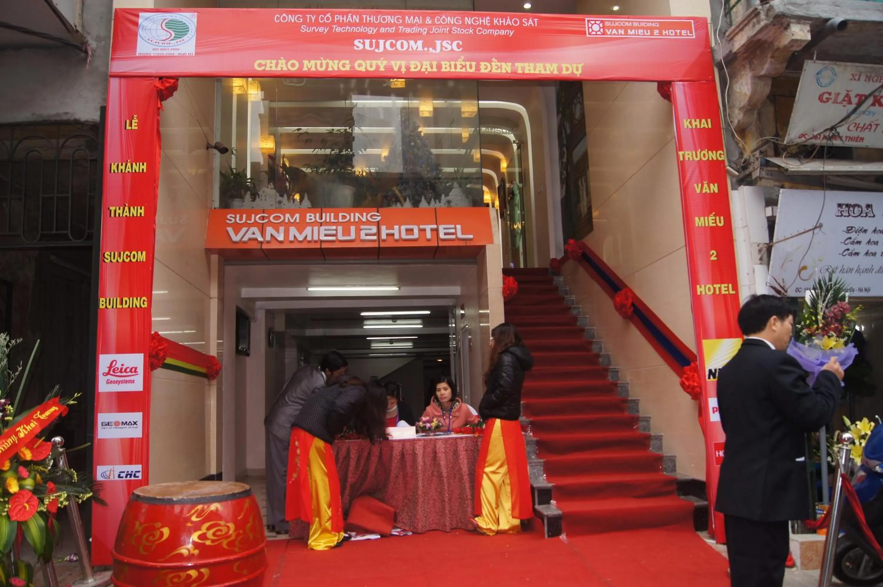 Activities in Van Mieu 2 Hotel