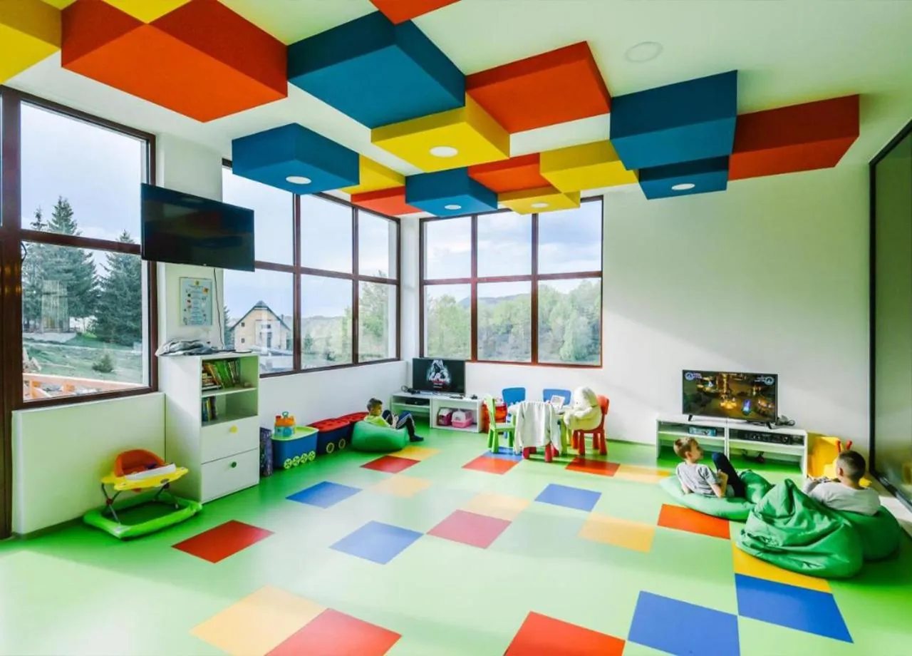 children in Hotel Kraljevi Čardaci