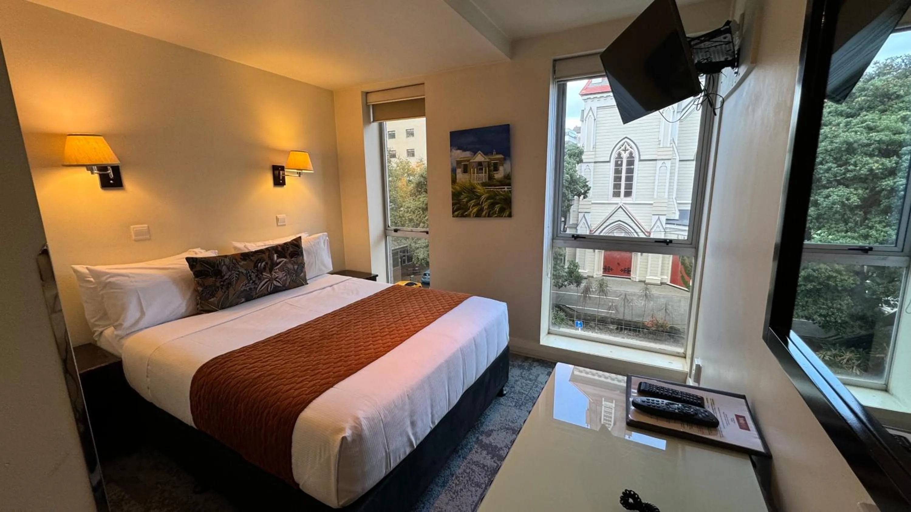 Bedroom, Bed in Trinity Hotel