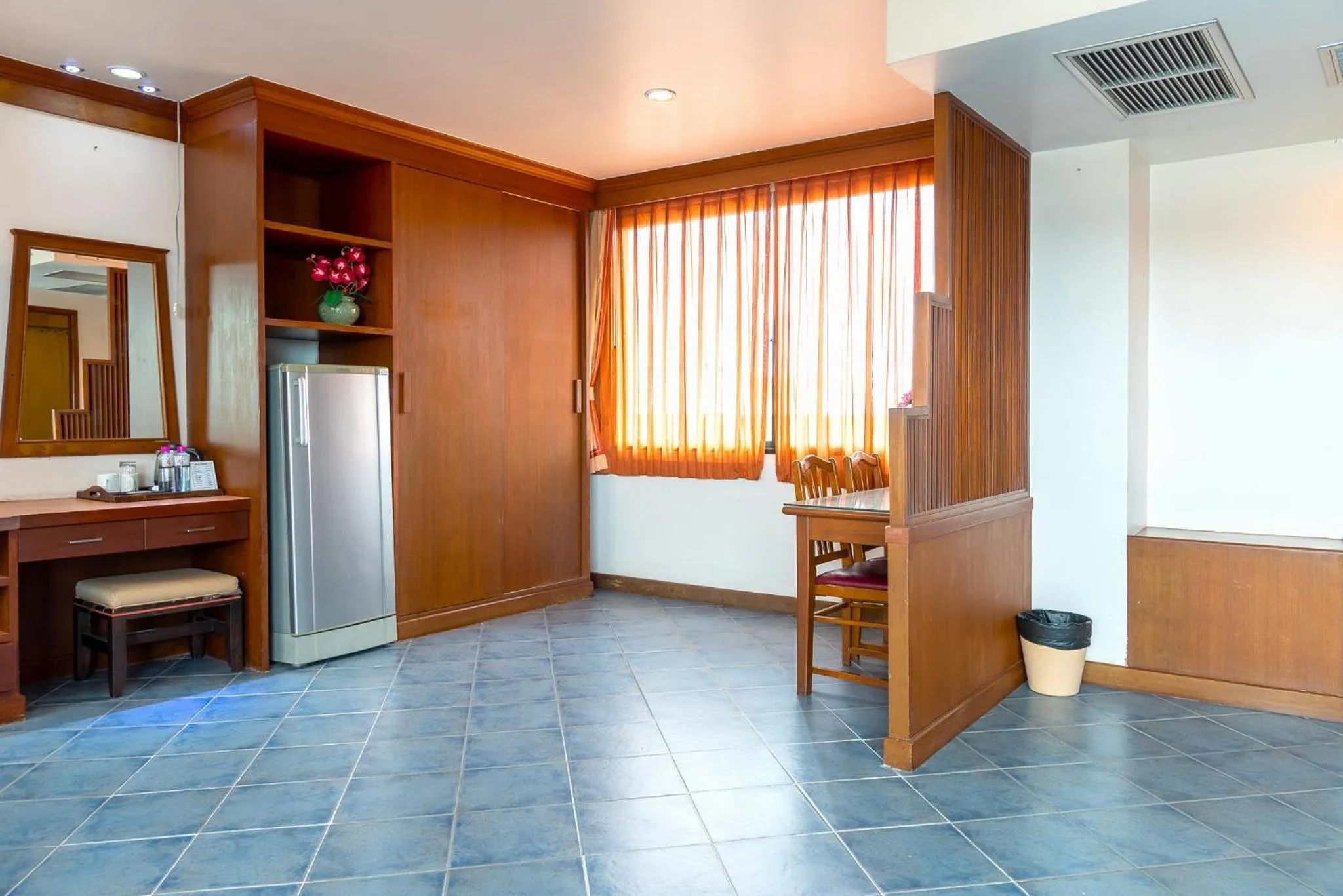 wardrobe in Hua Hin Loft