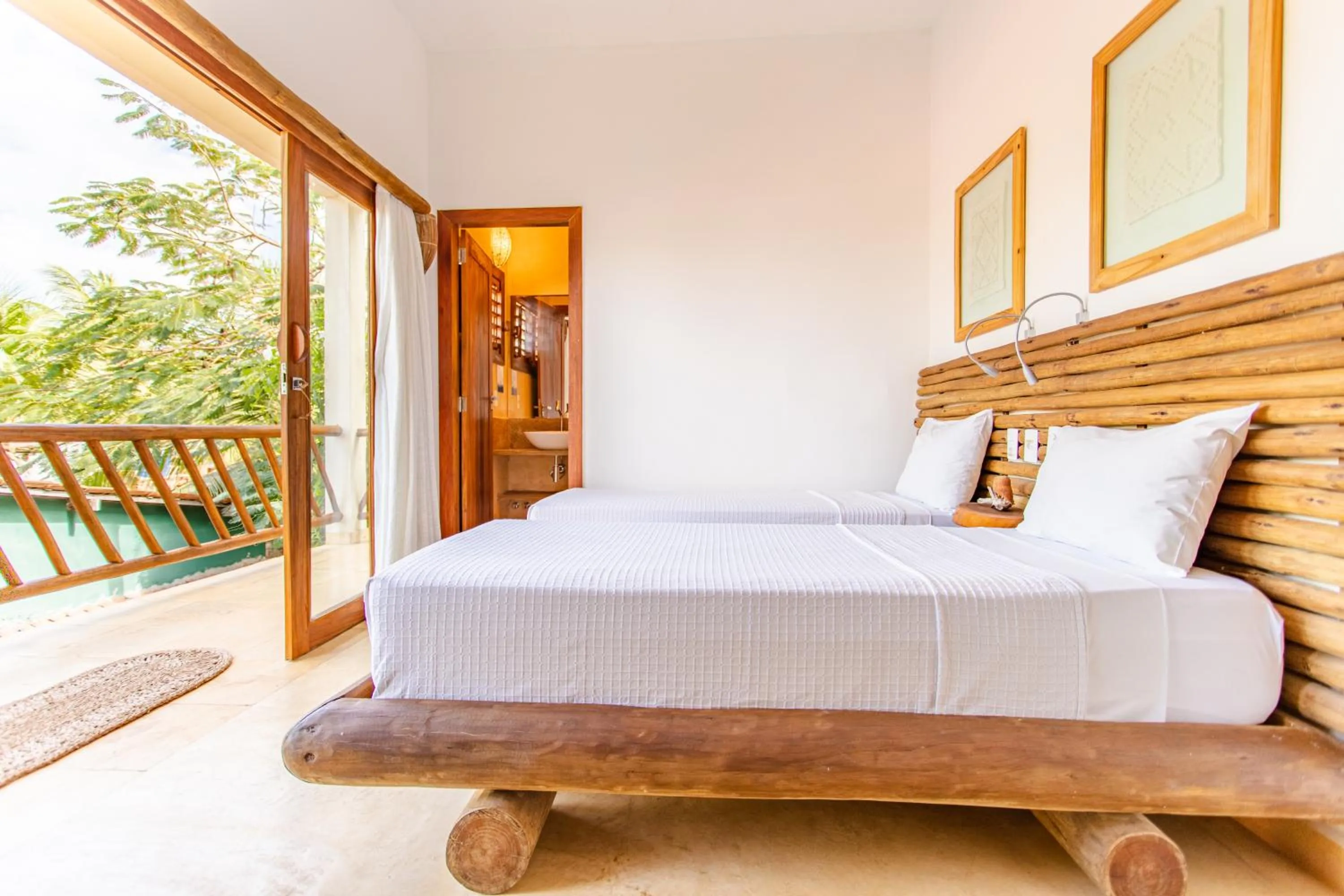 Patio, Bed in CasaLô Hotel