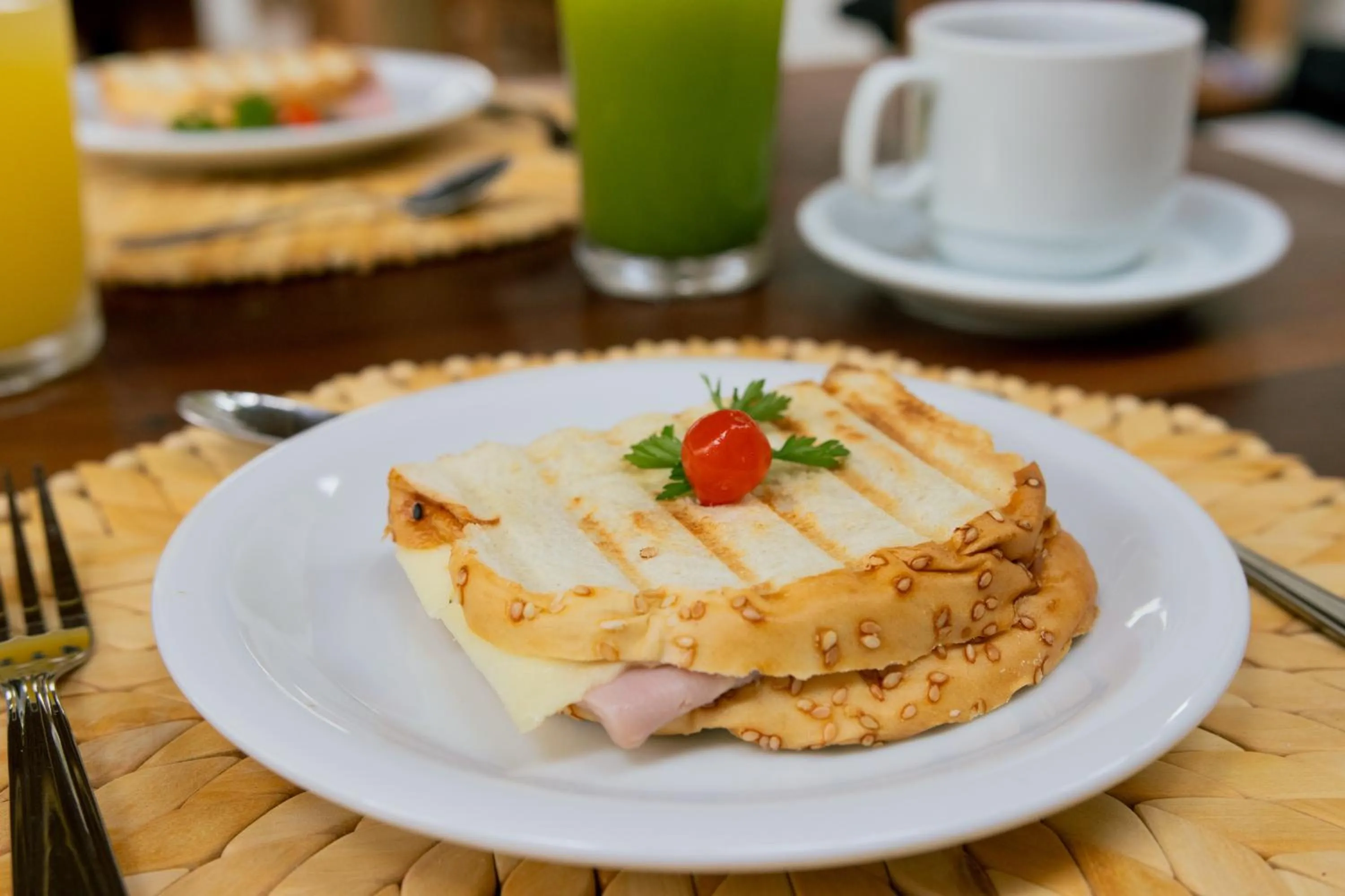 Food and drinks in CasaLô Hotel