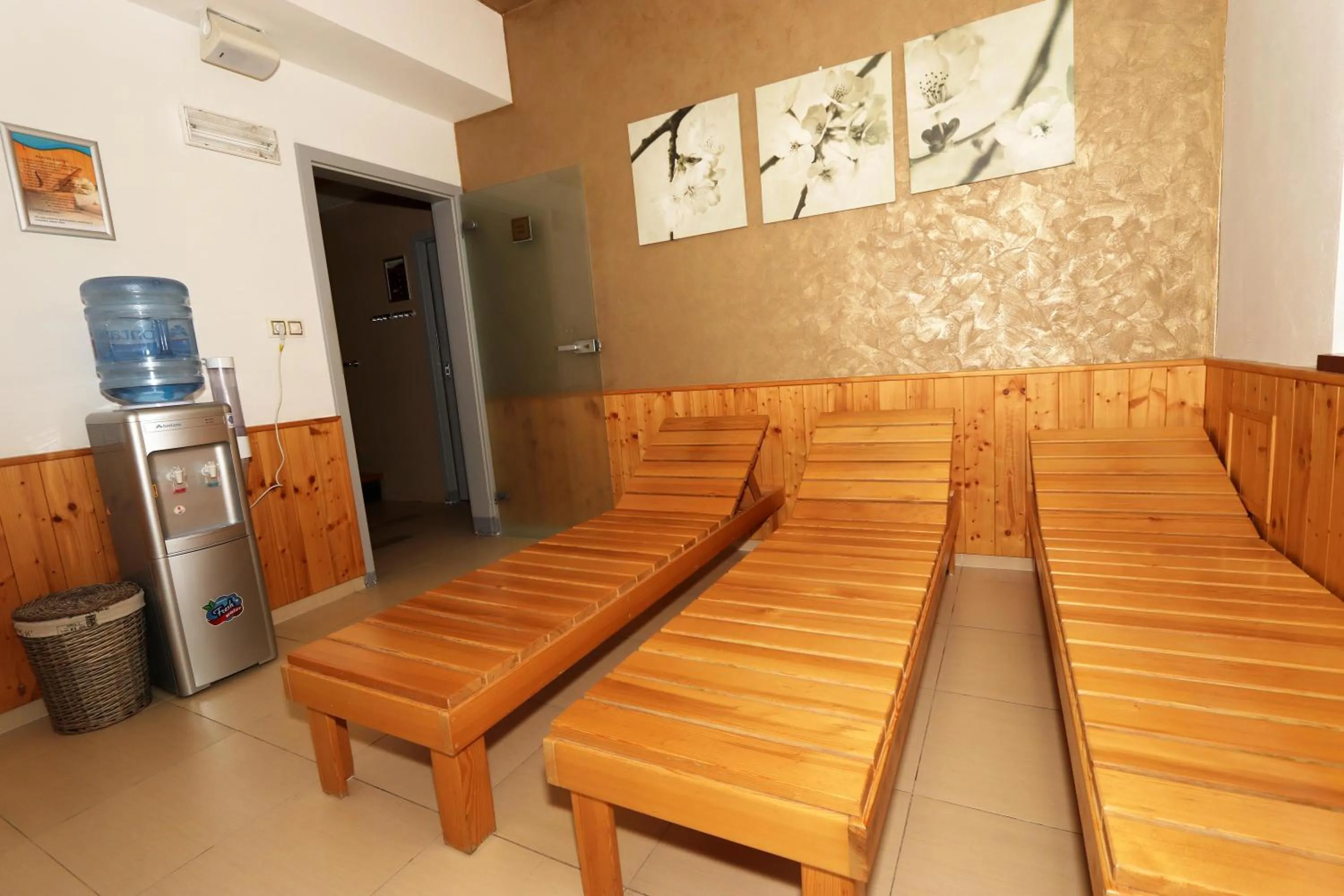 Activities in Garní Hotel Corona