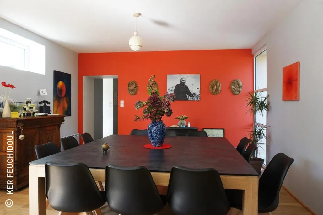 Dining area in Ker Feuchidoul