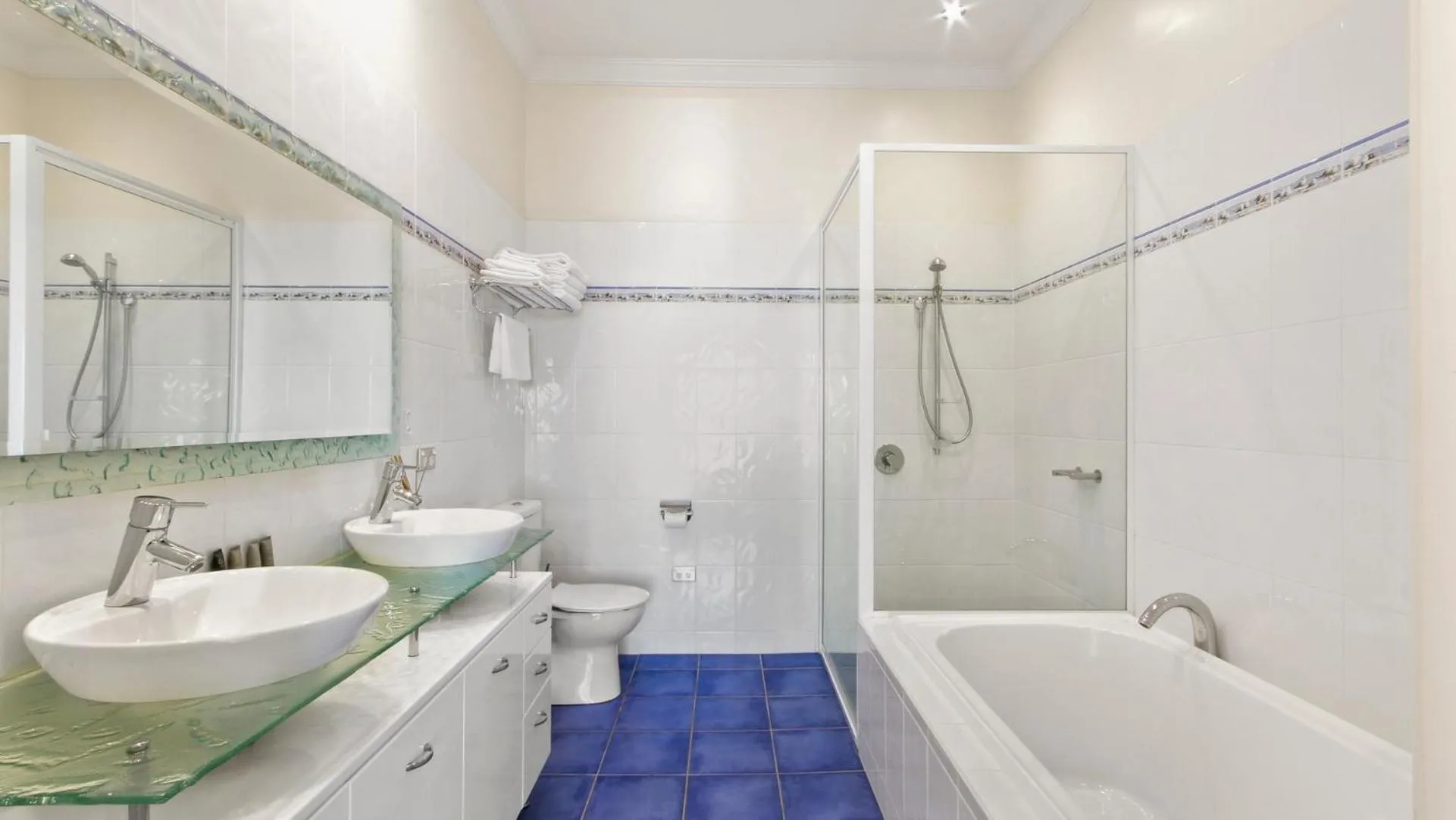 Bathroom in The Esplanade Resort And Spa