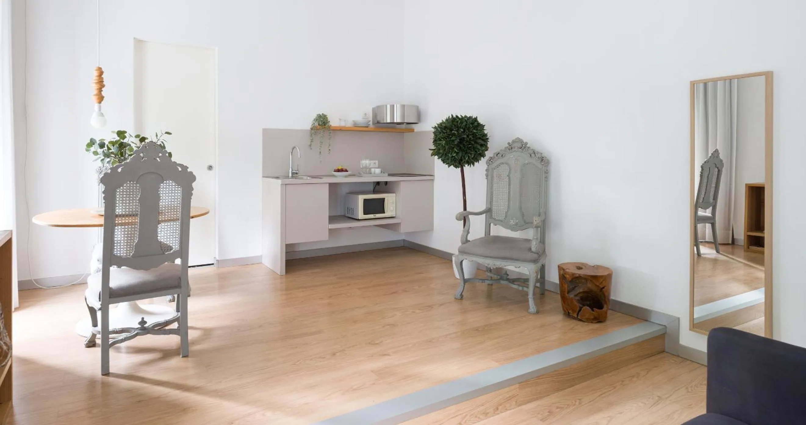 kitchen in Bed and Chic