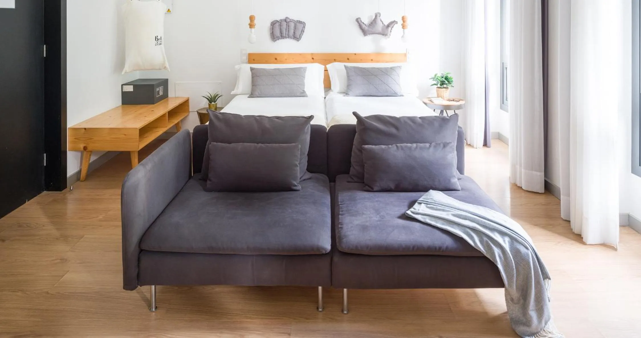 Bedroom in Bed and Chic