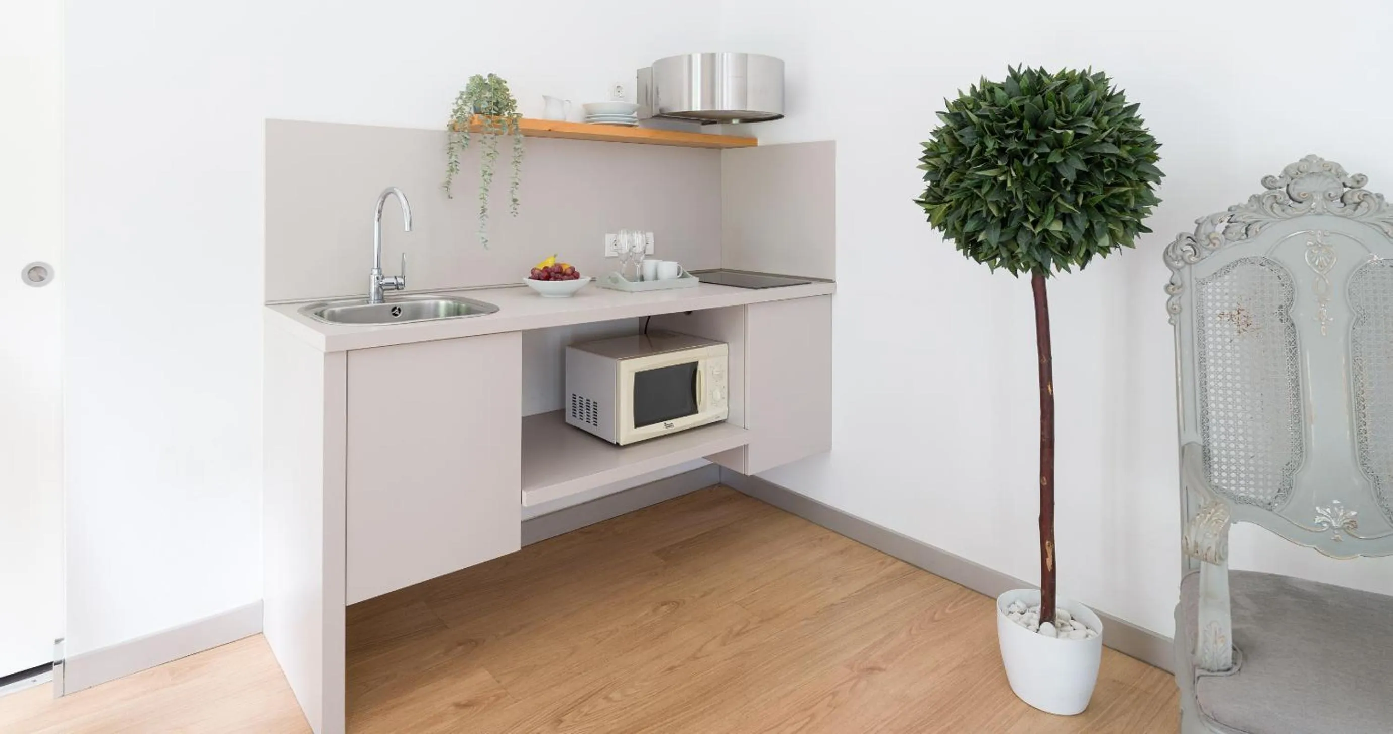 kitchen in Bed and Chic