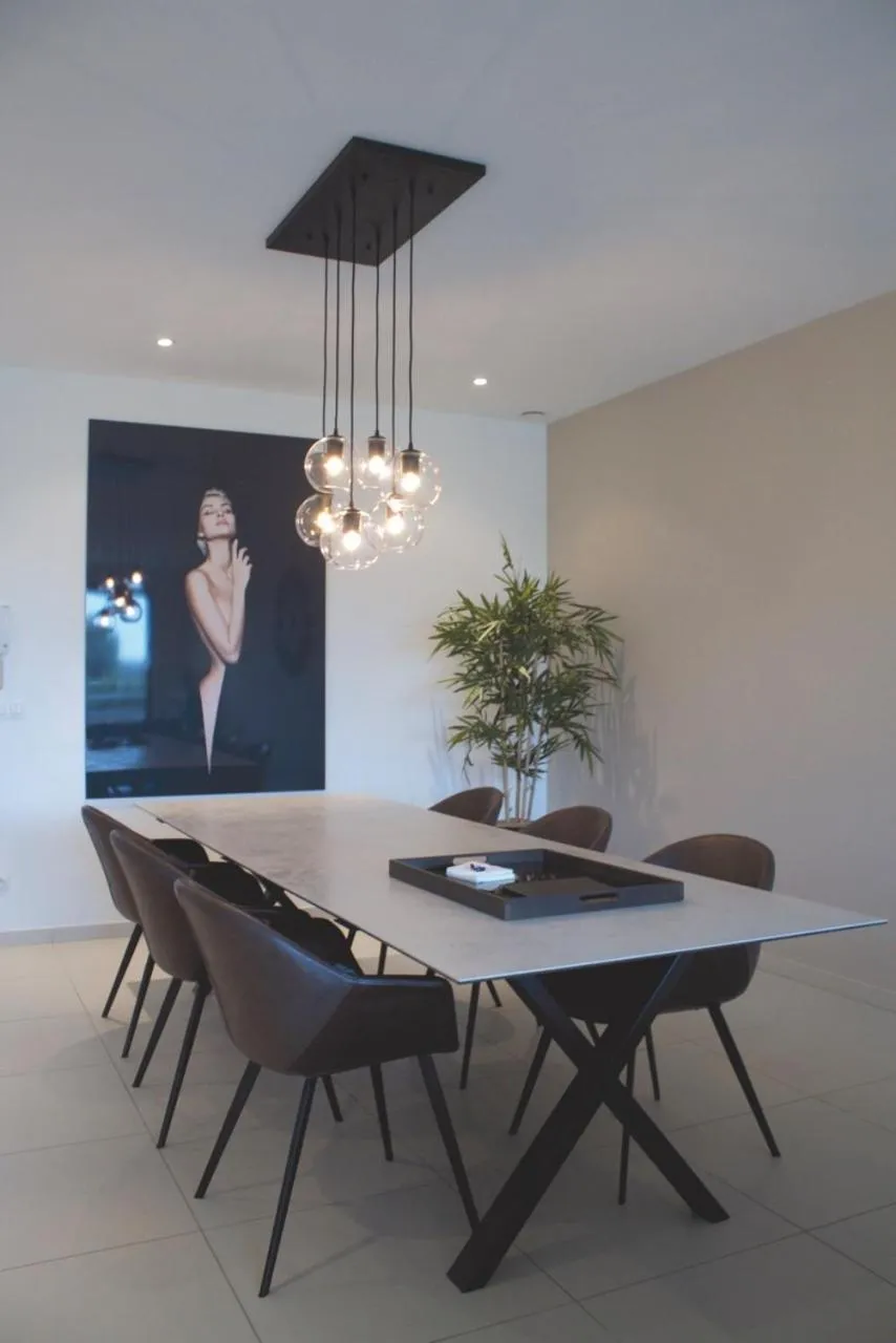 Dining area in Blue Woods Hotel - Deerlijk
