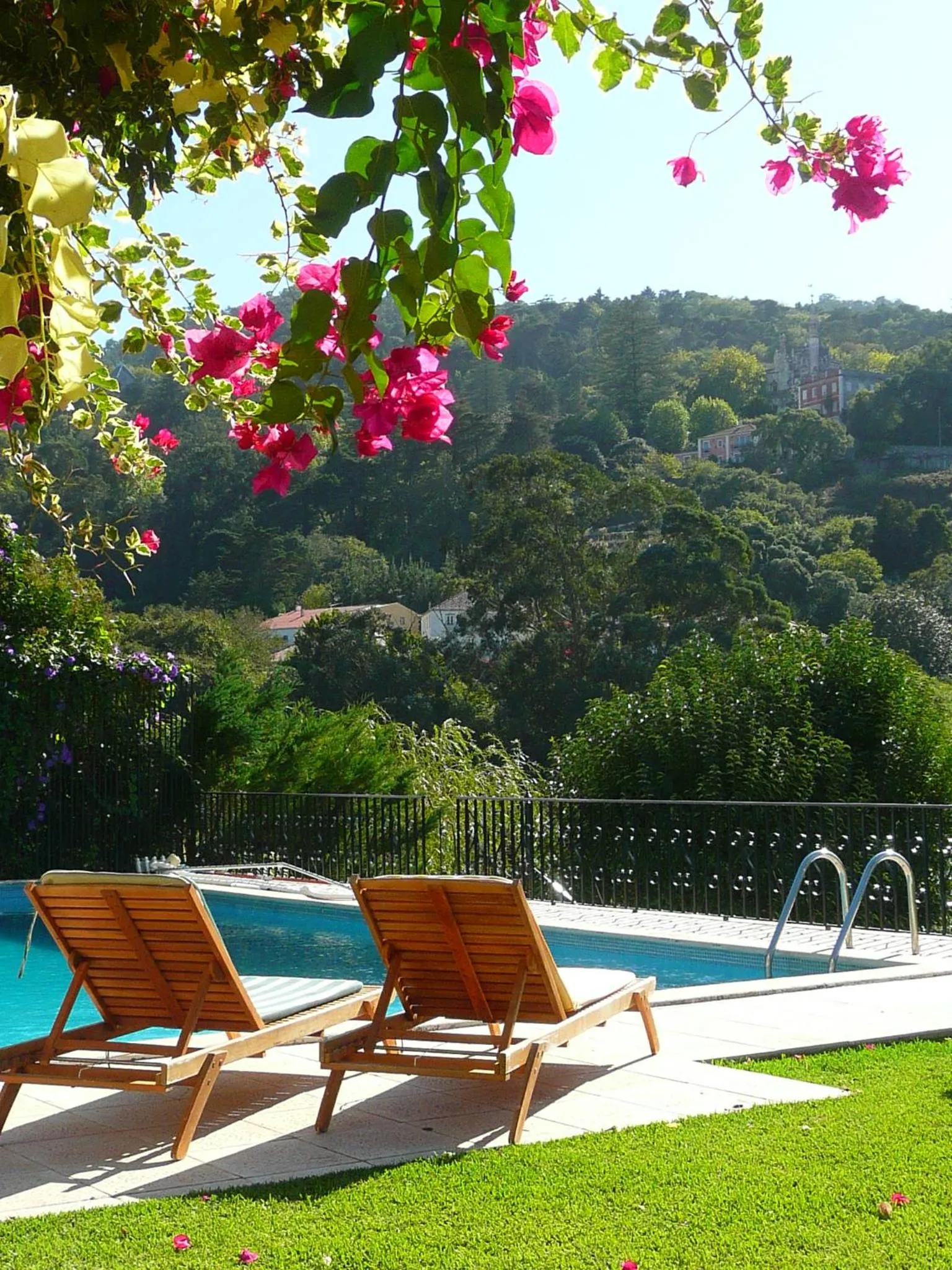 Pool view in Casa do Valle