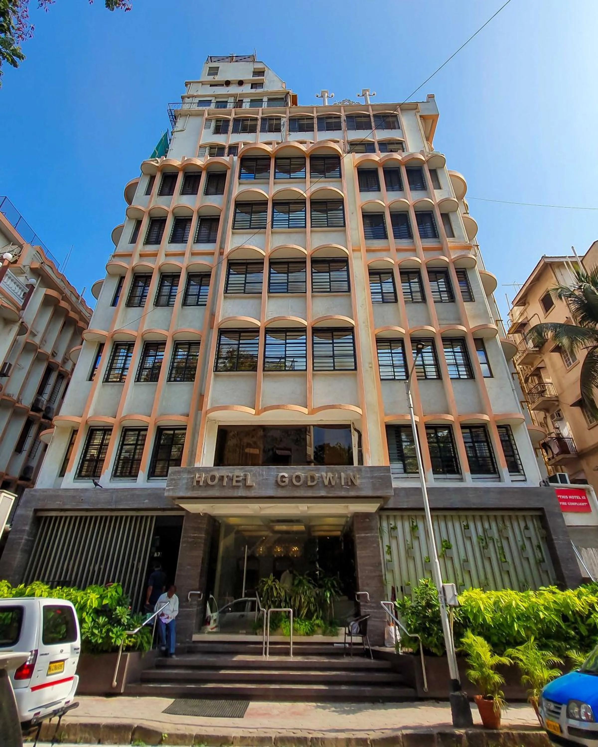 Facade/entrance in Hotel Godwin - Colaba