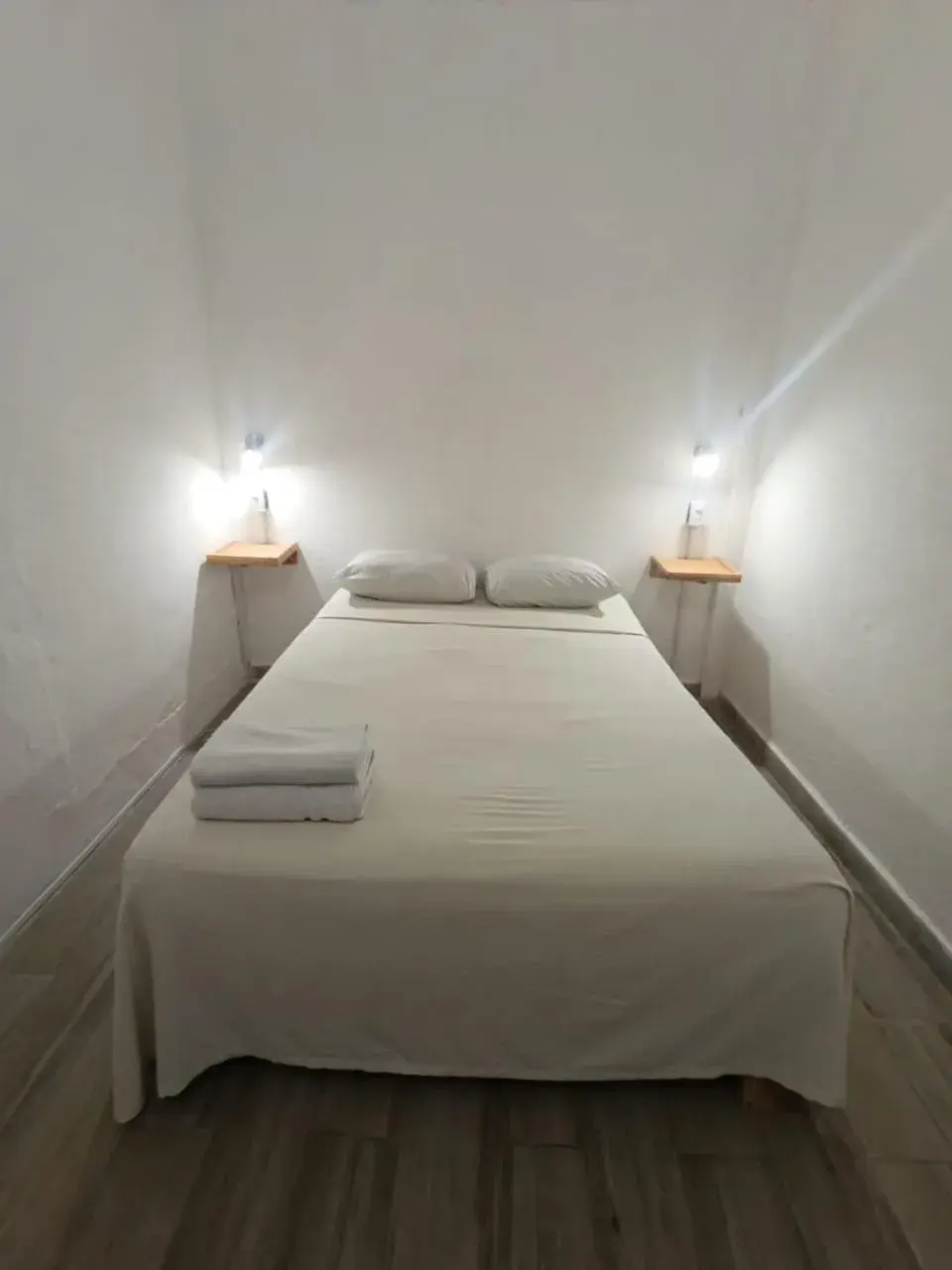 Double Room with Shared Bathroom - single occupancy in Casa Tortuga Azul Double Room with Shared Bathroom - single occupancy in Casa Tortuga Azul