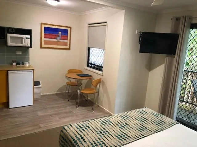 Bed in Noosa Lakes Resort