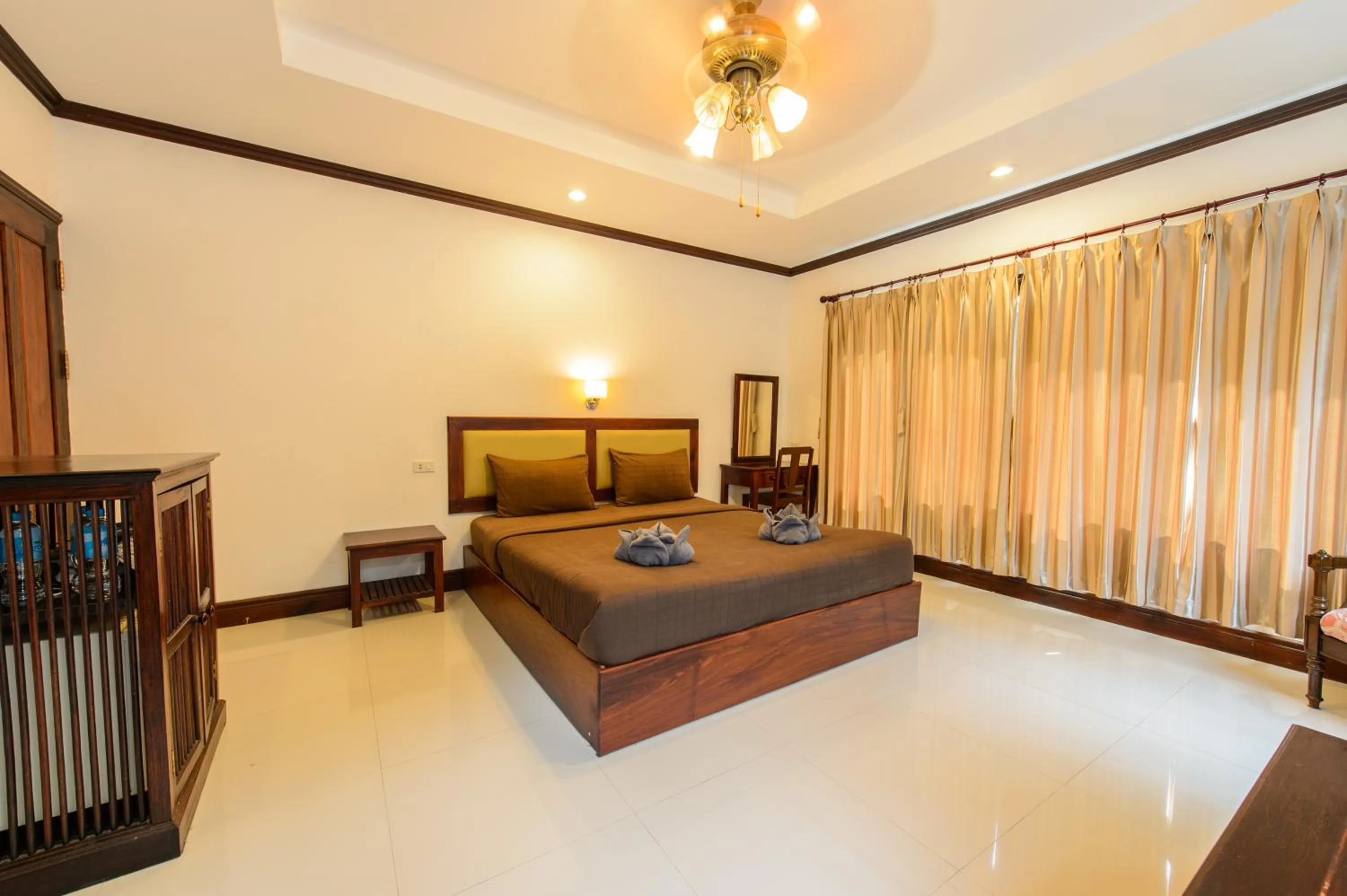 Photo of the whole room, Bed in Sabaidee Guesthouse