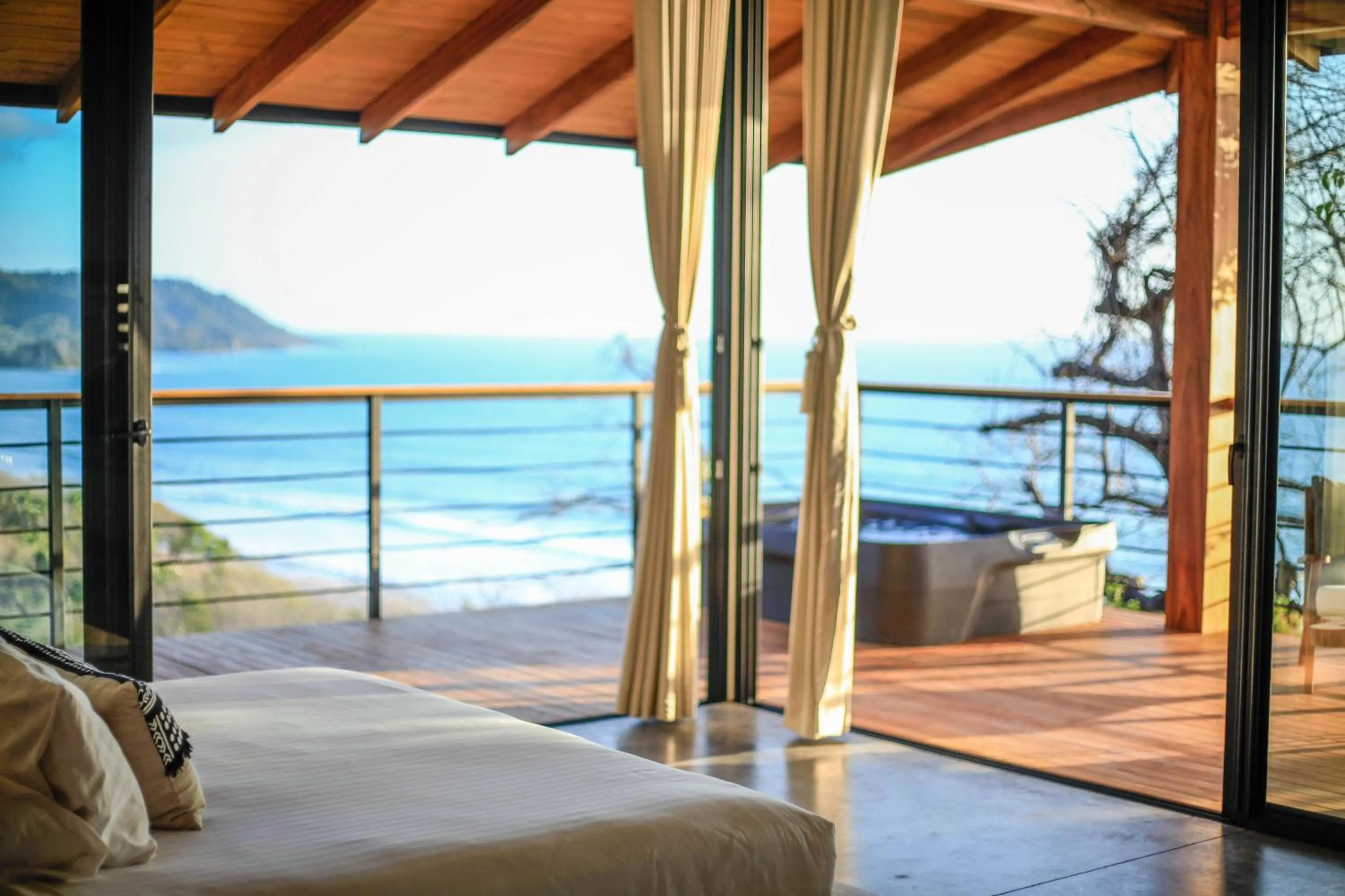 Hot Tub, Bed in Vista del Alma Boutique - Adult Only