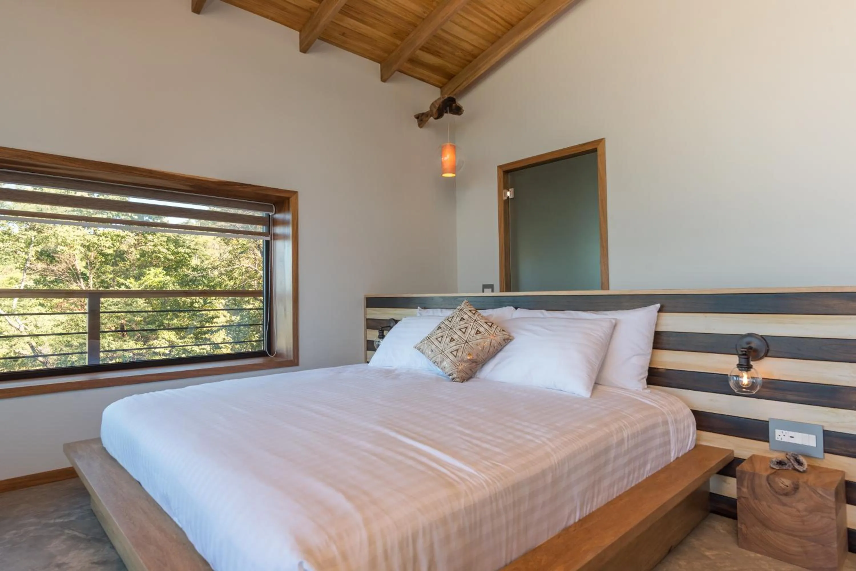 Bedroom, Bed in Vista del Alma Boutique - Adult Only