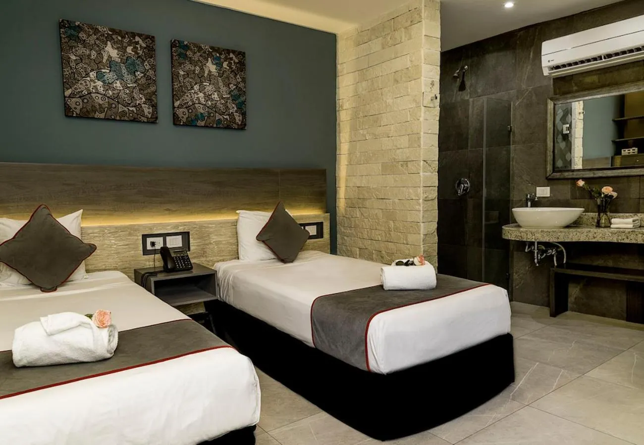 Bed in Illusion Xpress I Attraction Hotel Deluxe