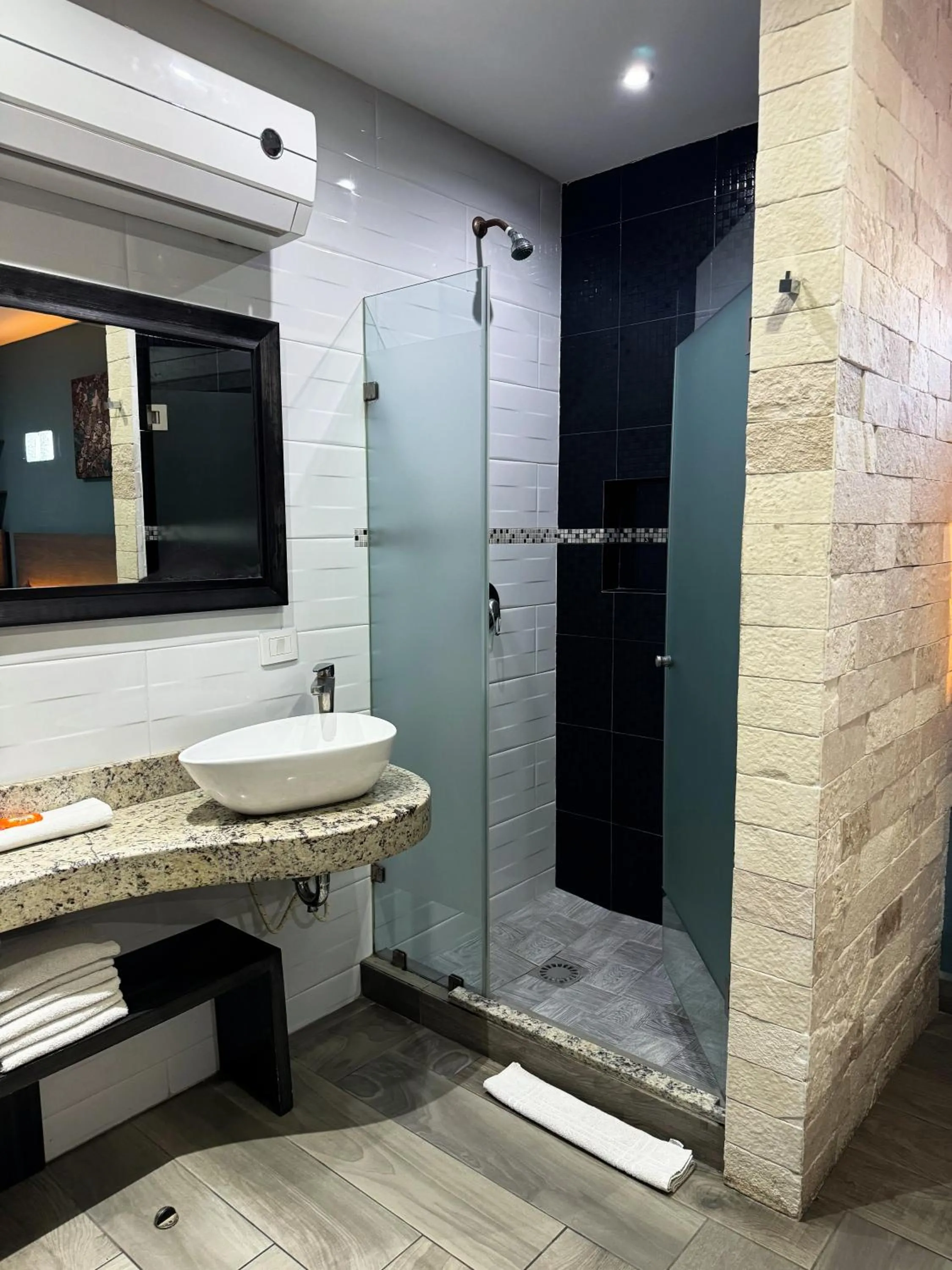 Bathroom in Illusion Xpress I Attraction Hotel Deluxe