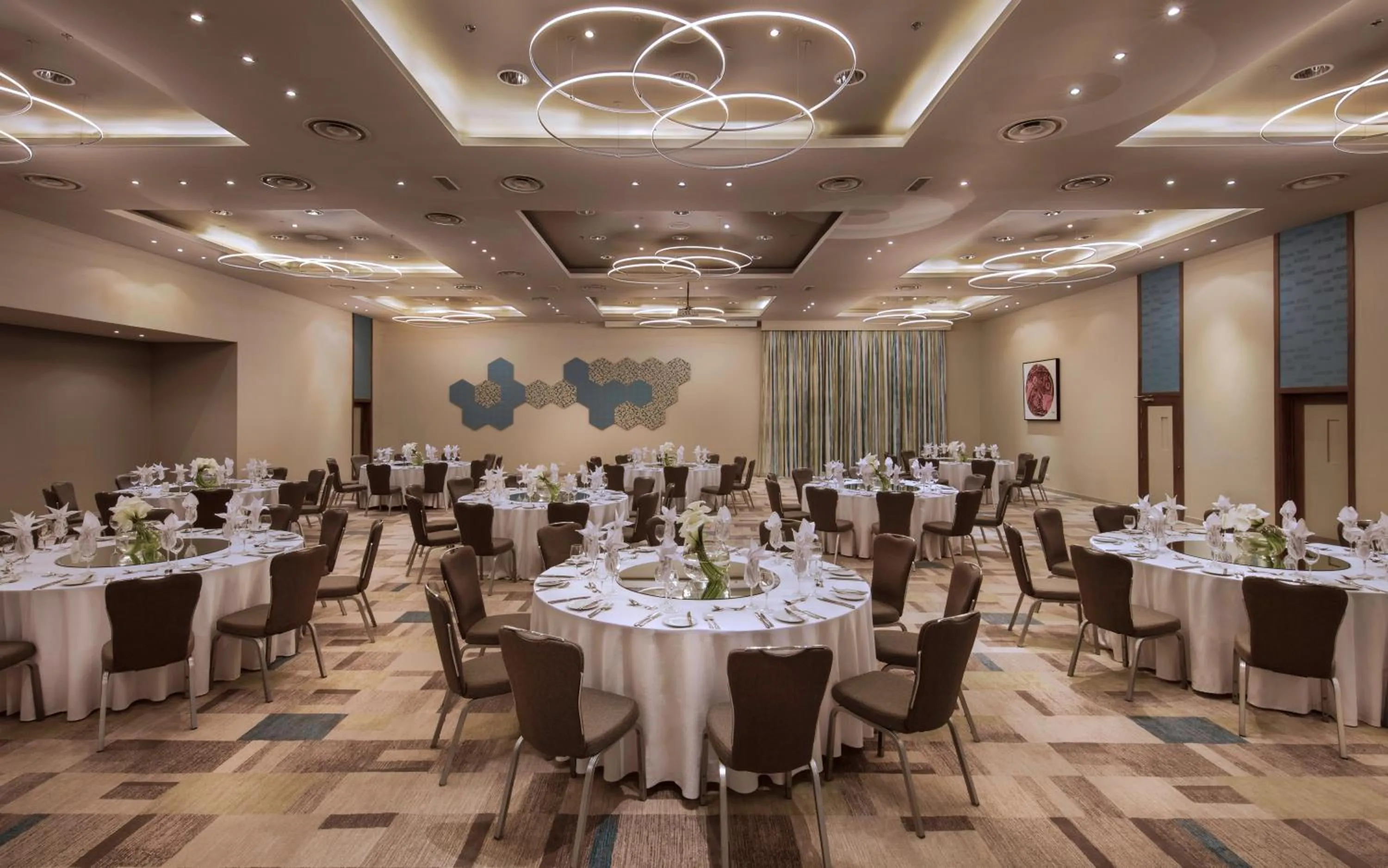 Meeting/conference room in Hennessy Park Hotel