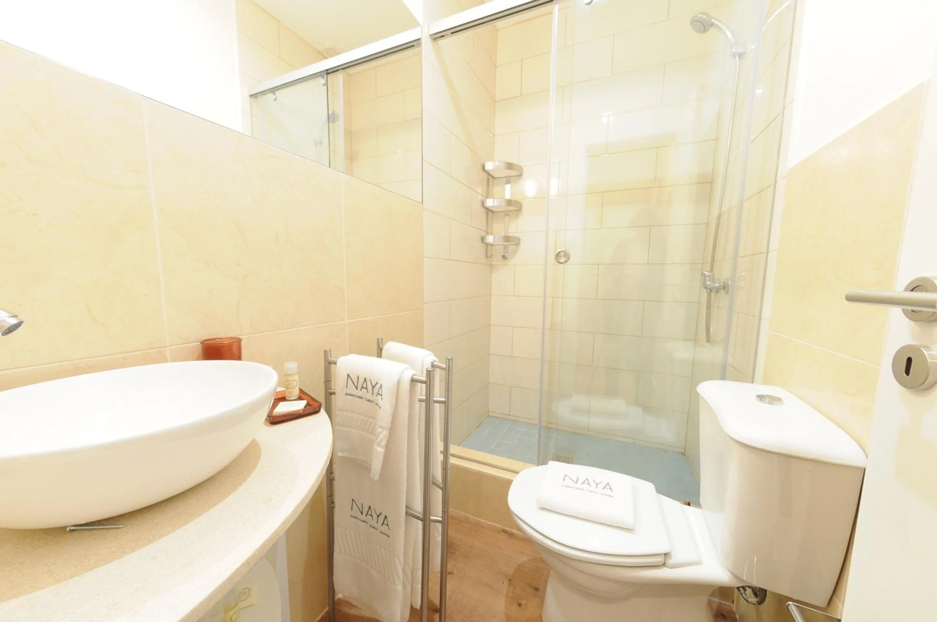 Naya-Downtown Guesthouse