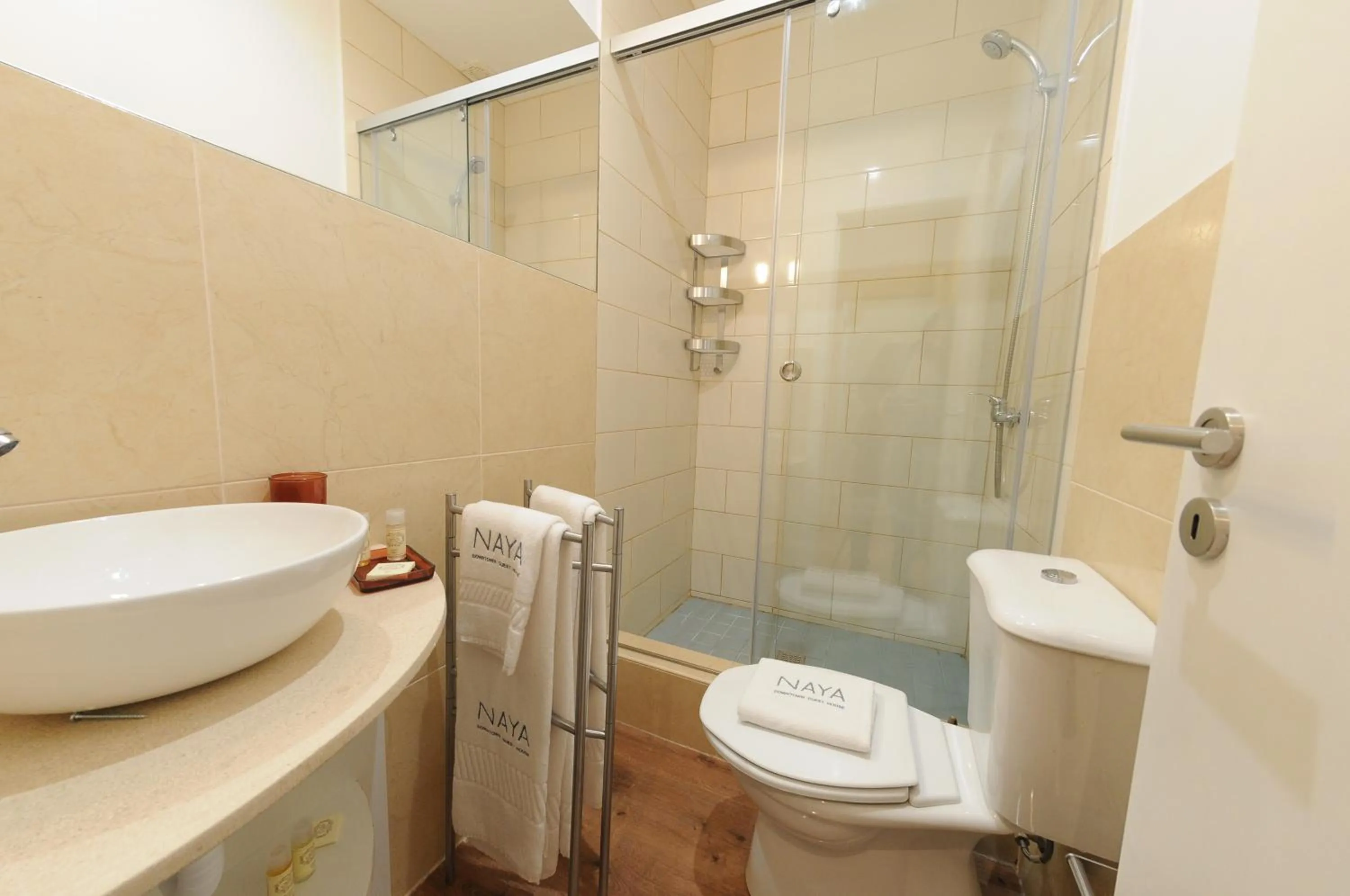 Naya-Downtown Guesthouse