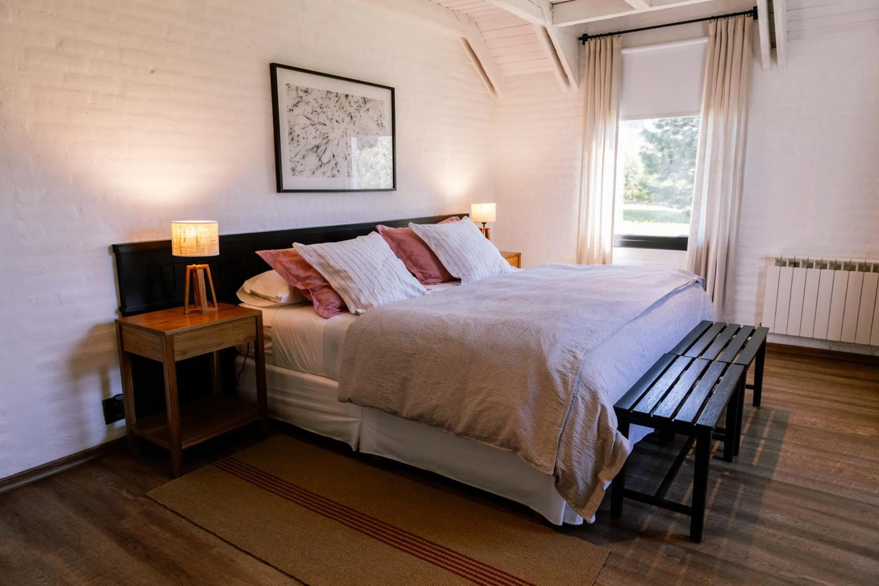 Photo of the whole room, Bed in Hosteria El Puma