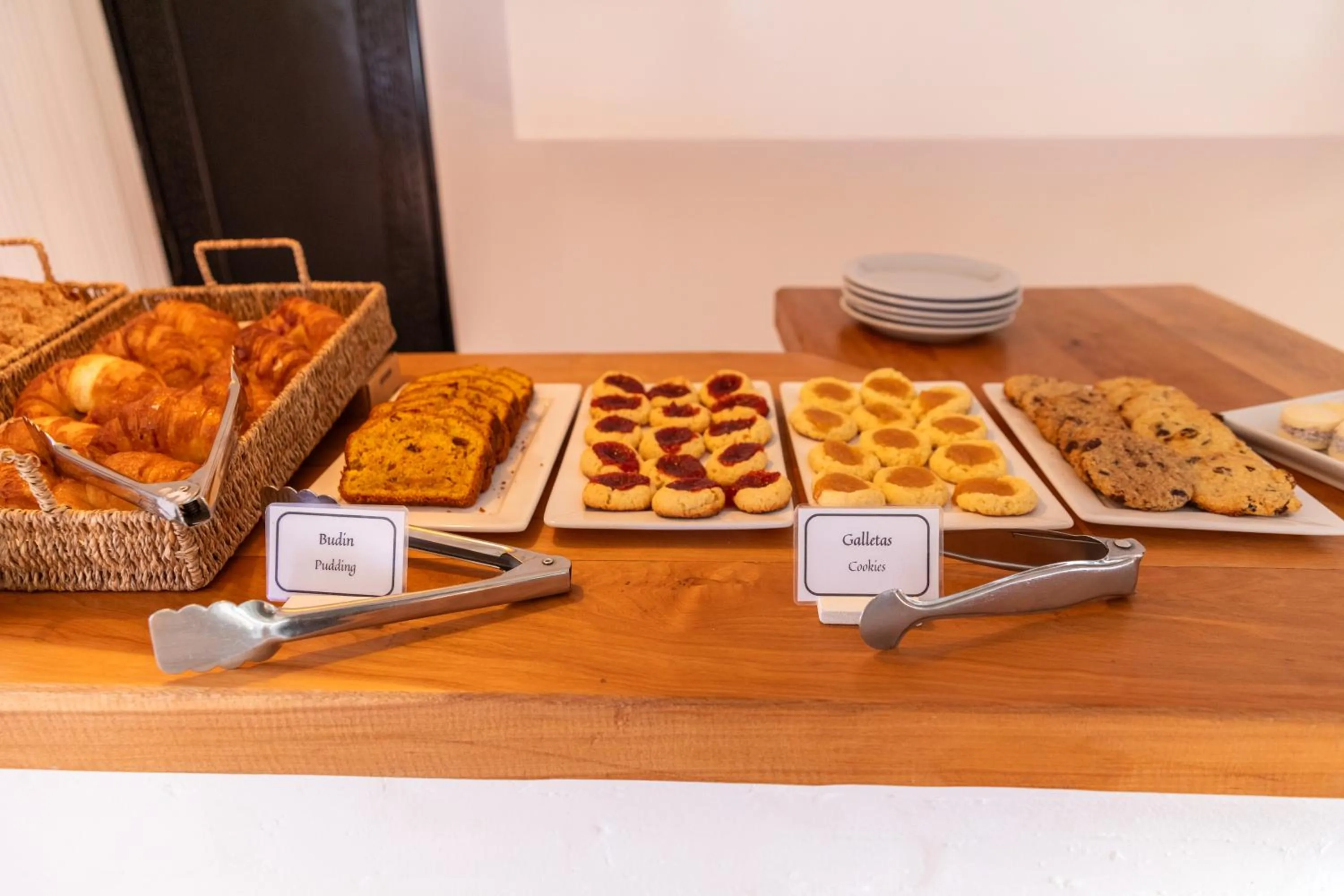 Breakfast in Hosteria El Puma