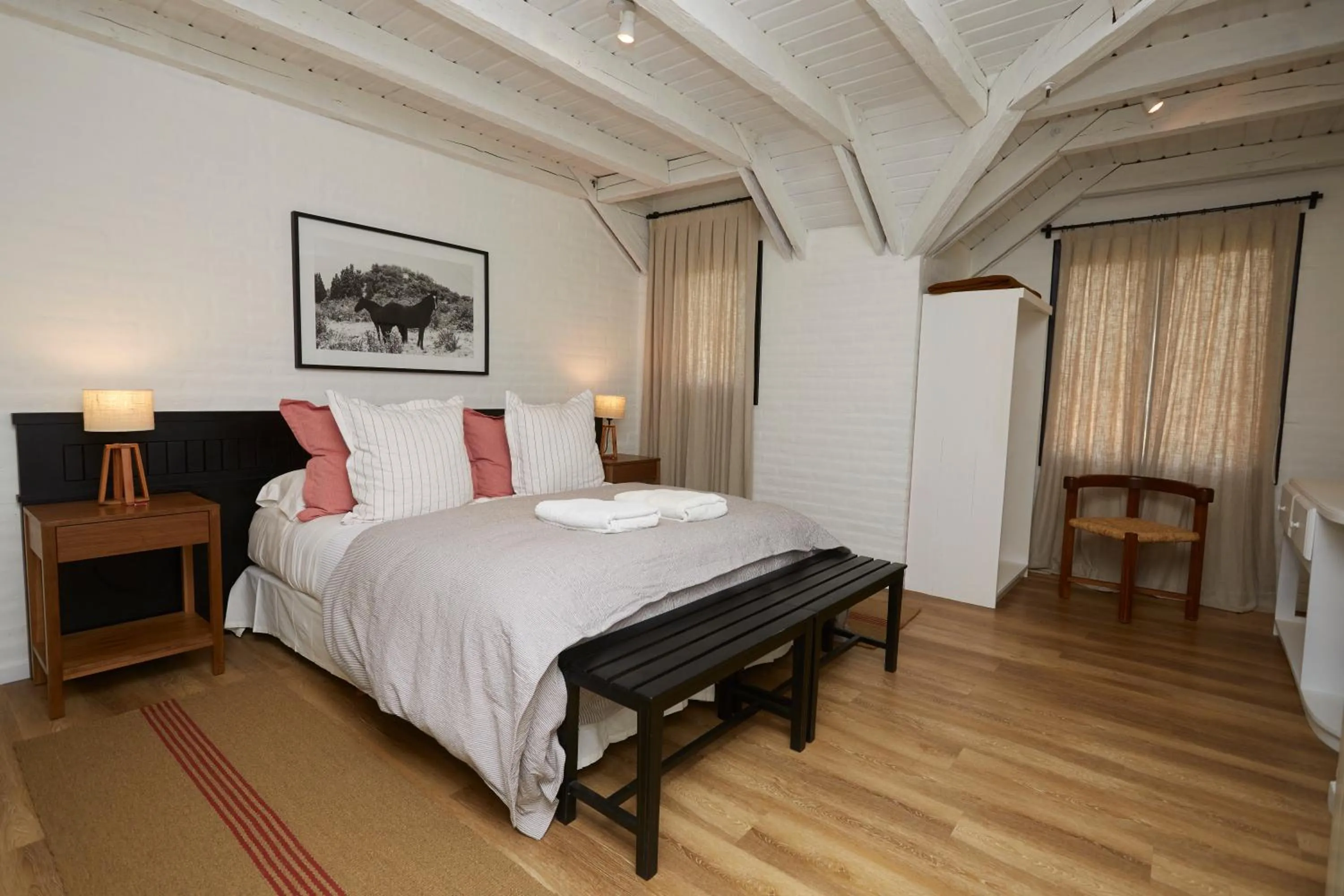 Photo of the whole room, Bed in Hosteria El Puma
