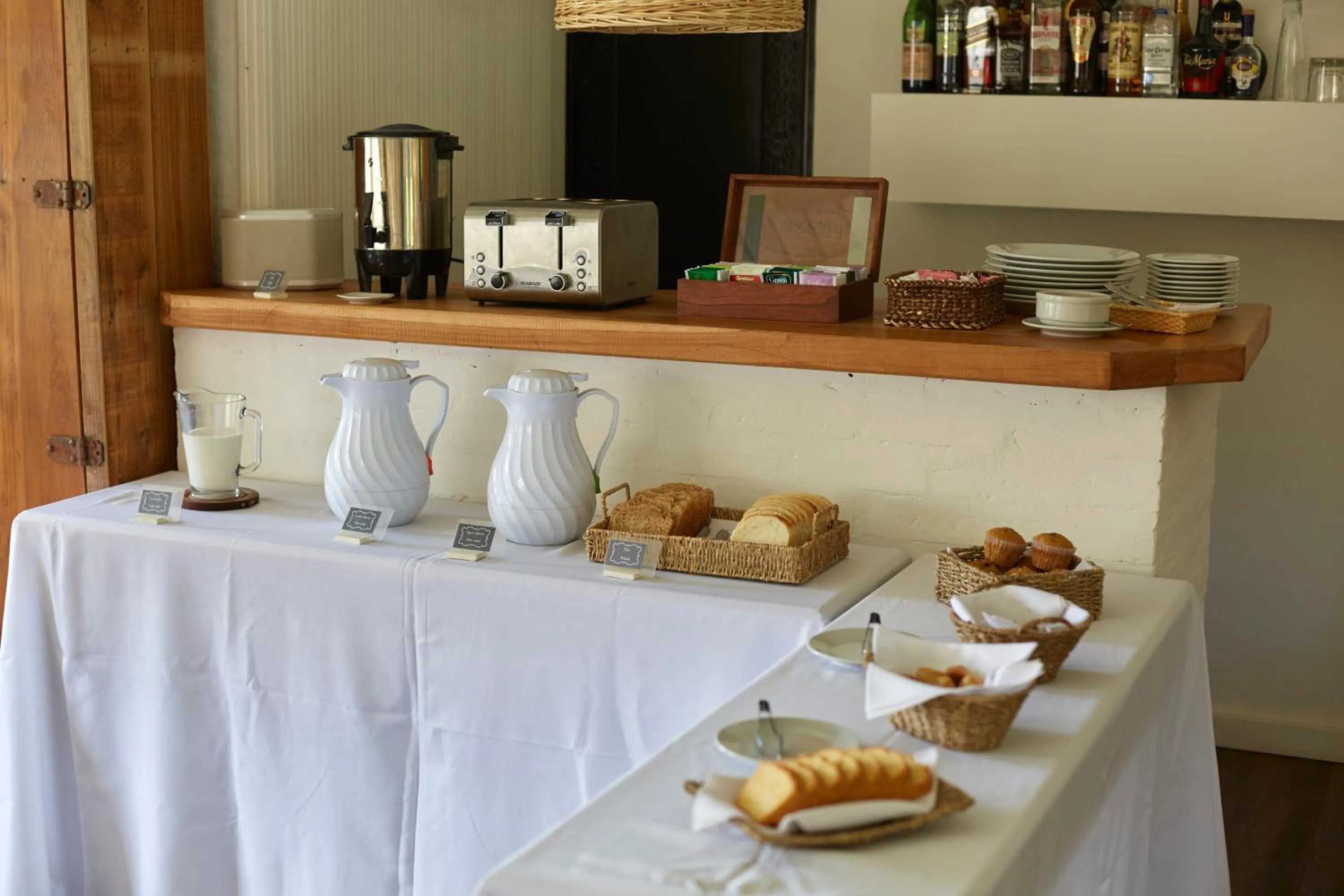 Breakfast in Hosteria El Puma