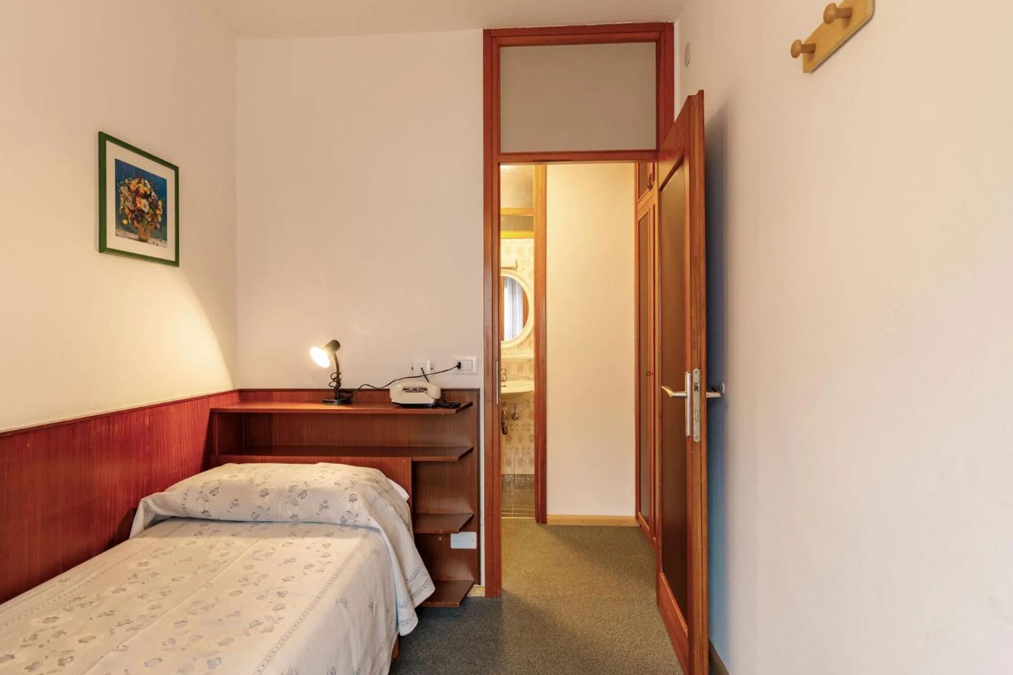 Bed in Albergo Belvedere